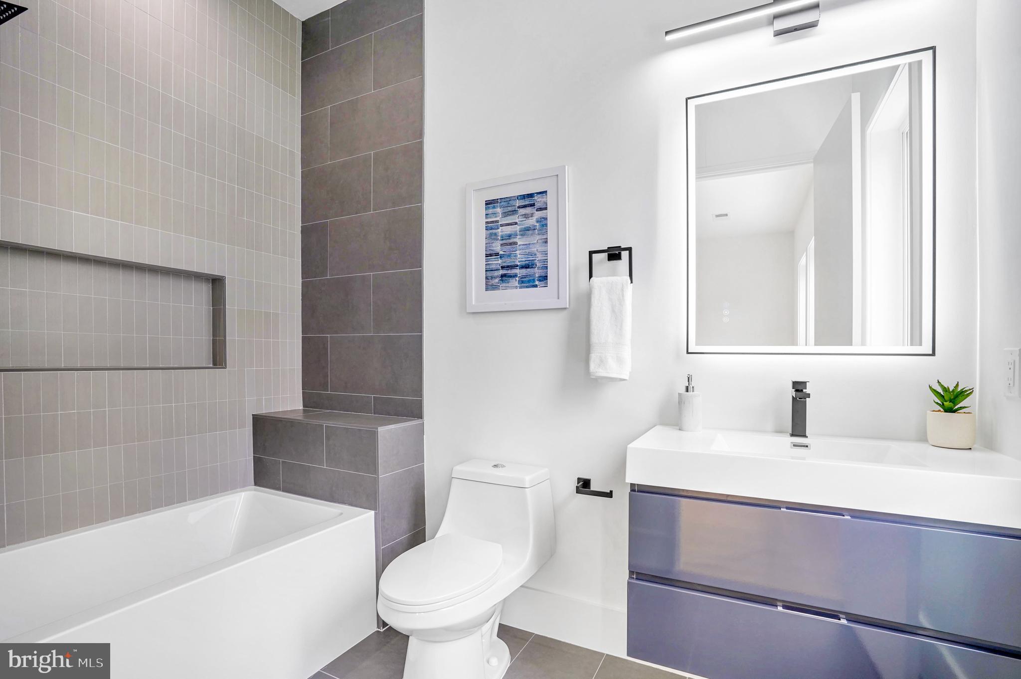 MINOR HILL - Residential