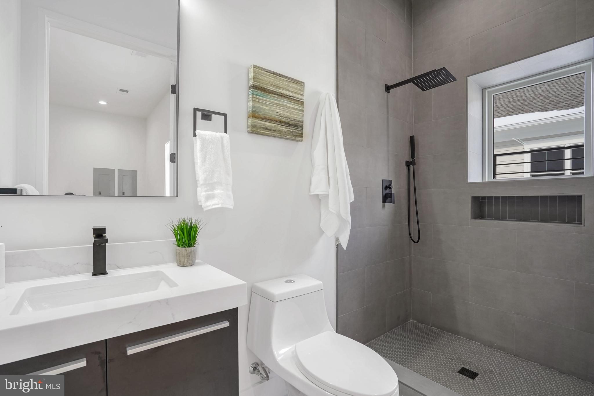 MINOR HILL - Residential