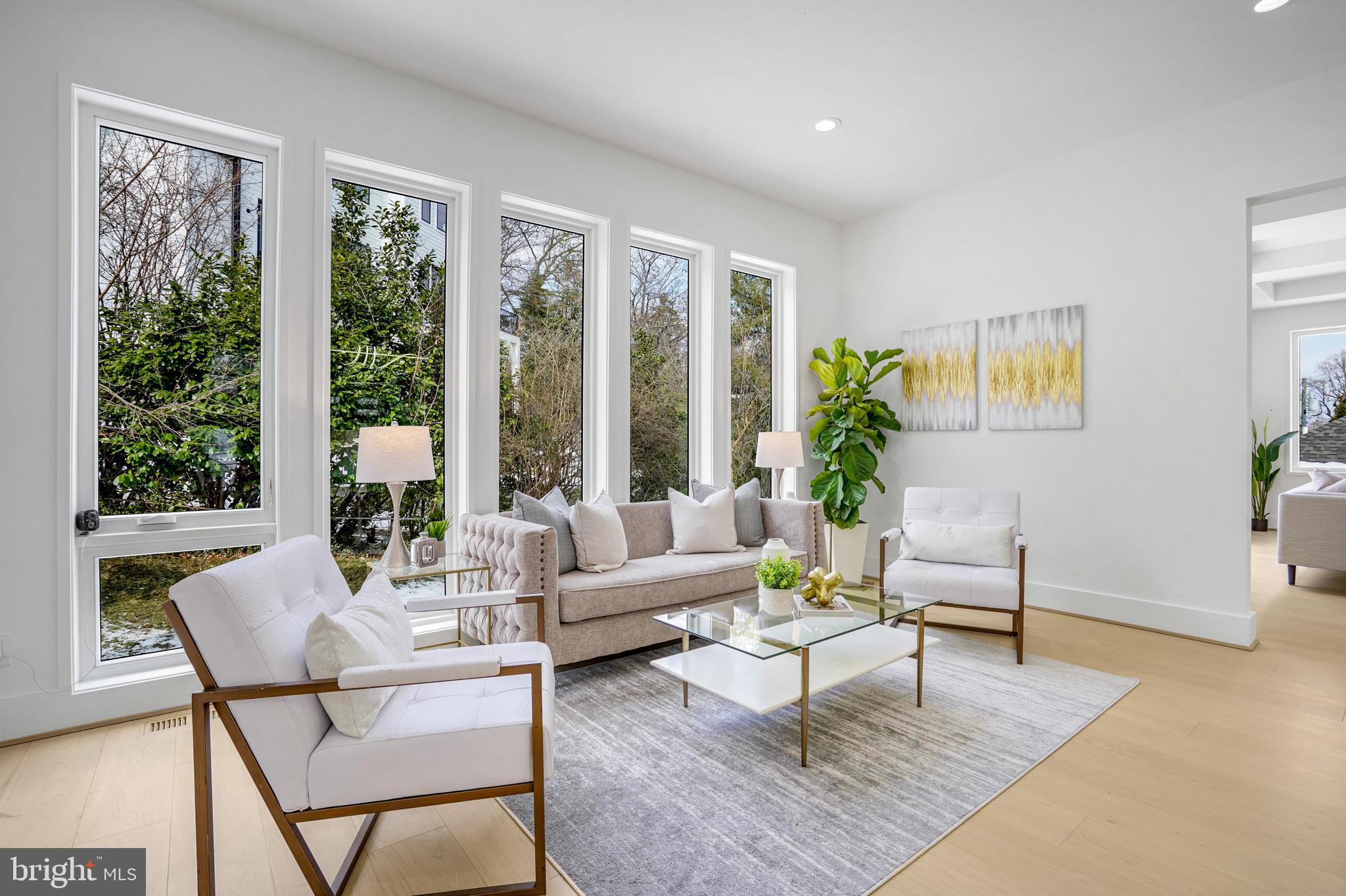 MINOR HILL - Residential