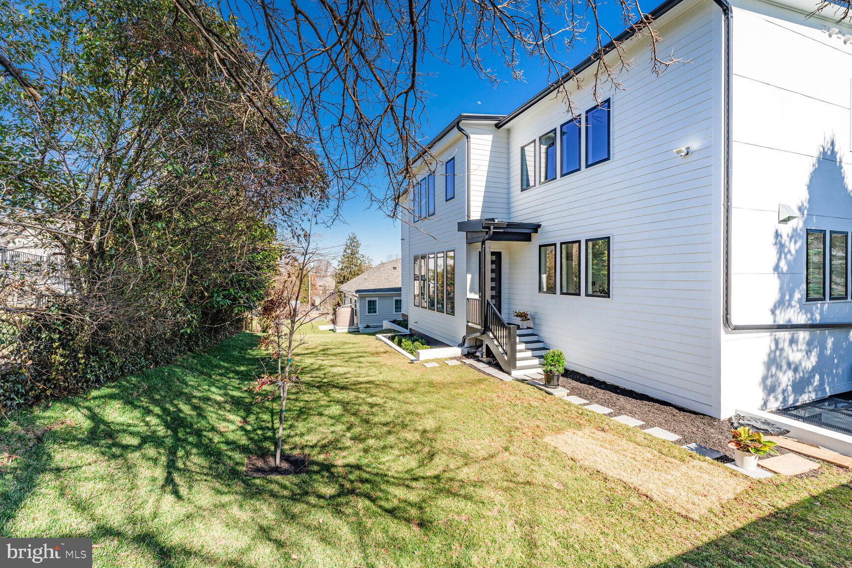 MINOR HILL - Residential