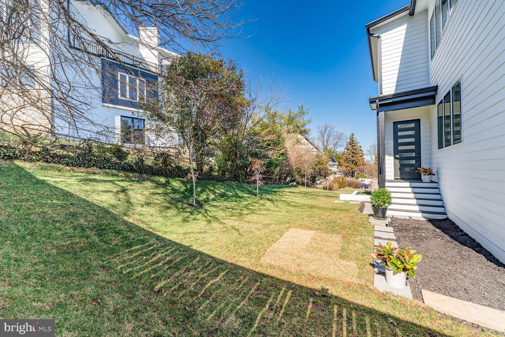 MINOR HILL - Residential