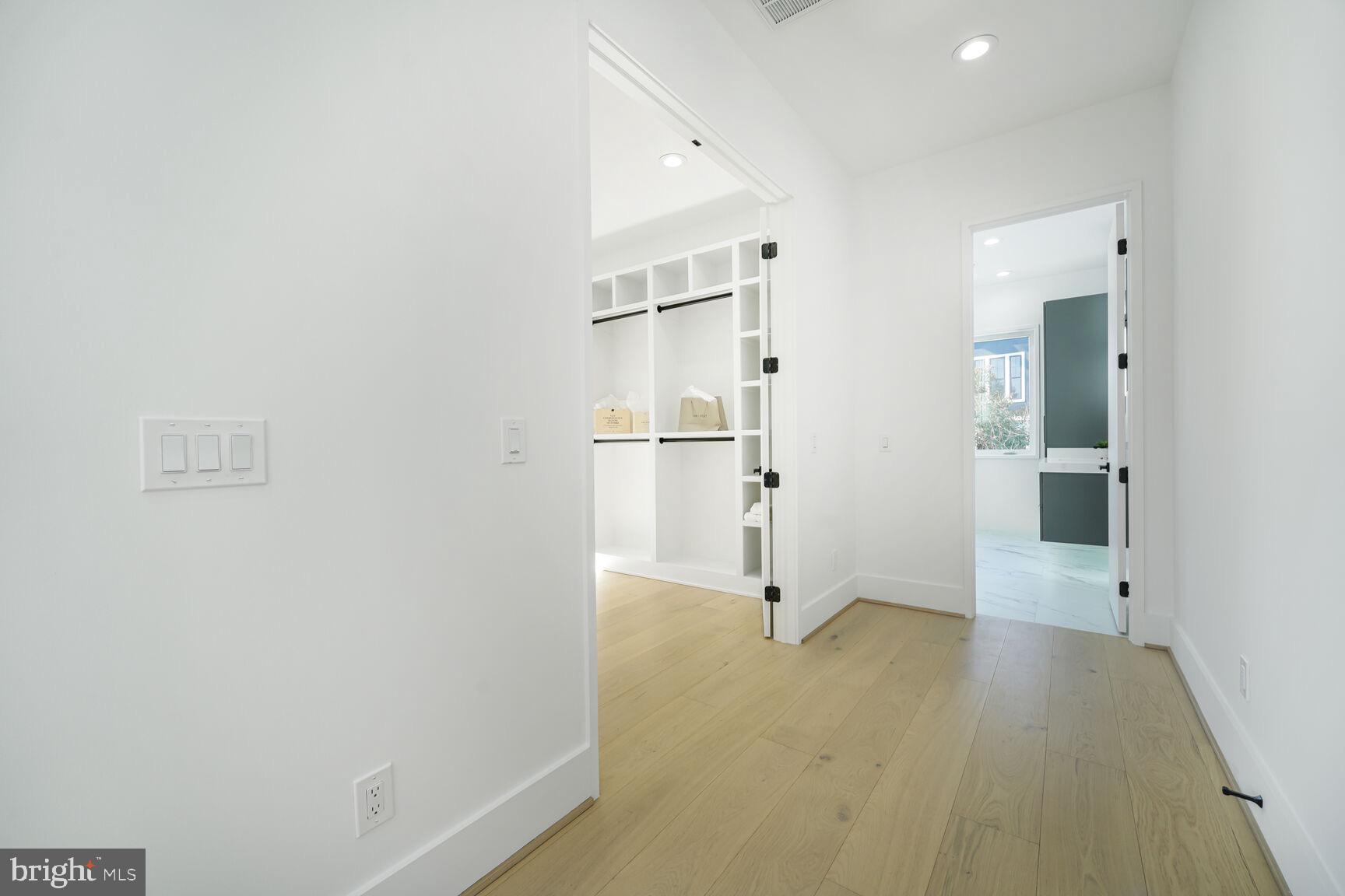 MINOR HILL - Residential