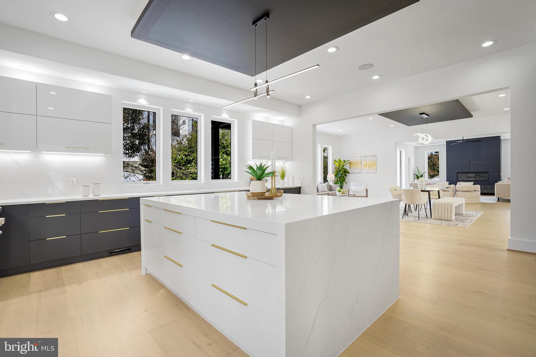 MINOR HILL - Residential