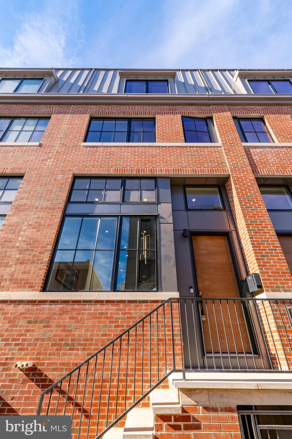 GRADUATE HOSPITAL - Residential