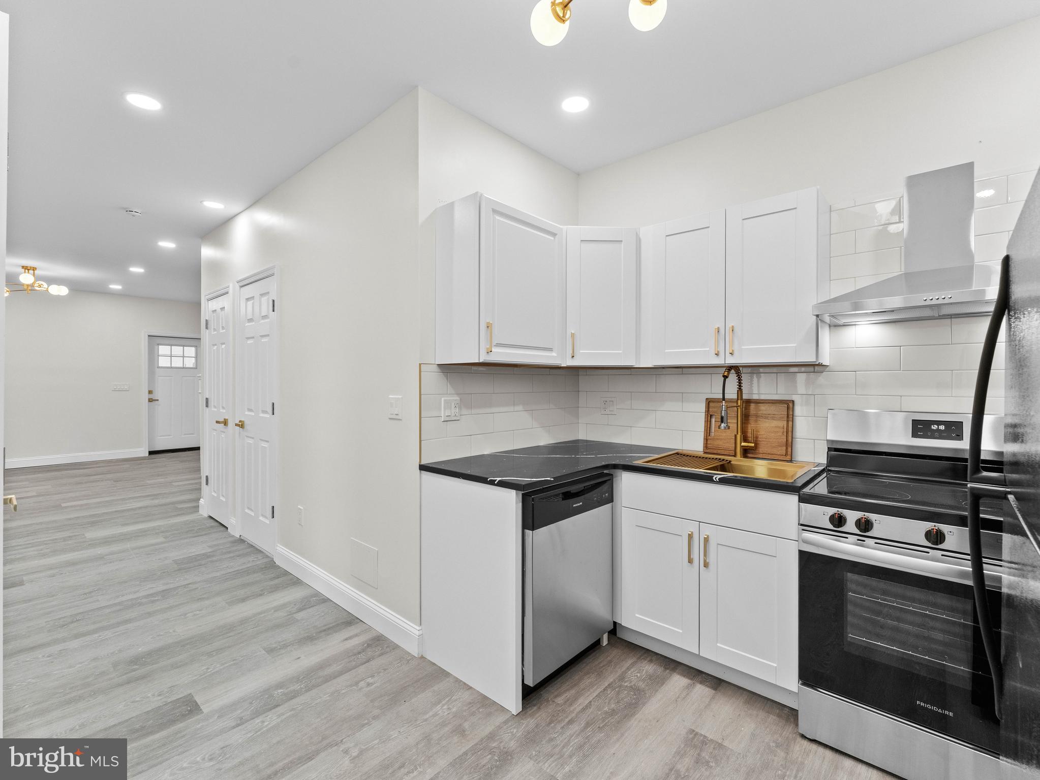 PHILADELPHIA (SOUTHWEST) - Residential