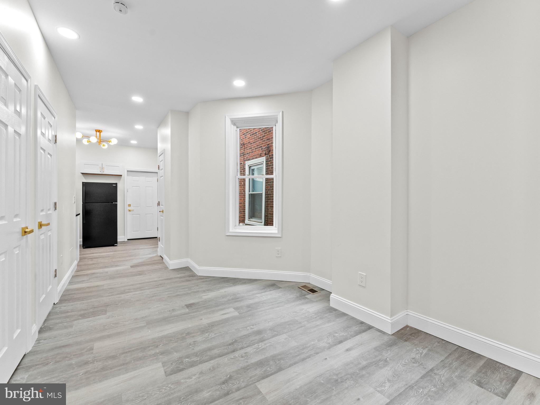 PHILADELPHIA (SOUTHWEST) - Residential