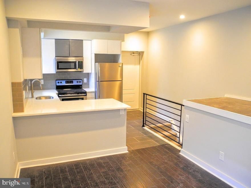 *Available 12/1*

Don't miss this spacious 2 bedroom, 1.5 bathroom bi-level first floor rear apartment available in University City! Just minutes from Drexel, Penn and major transportation that takes you directly to Center City, this apartment is in the heart of it all! This unit features Modern stainless steel appliances in the kitchen, spacious bedrooms with closets, in-unit washer/dryer and tons of natural lighting! The kitchen, living room and powder room are located on the first floor. The two large bedrooms and full bathroom are located on the lower level.

Lease Terms: Generally, 1st month, and 1 month security deposit due at, or prior to, lease signing. Other terms may be required by Landlord such as last month’s rent upfront. $65 application fee per applicant. electricity, gas (if applicable), cable/internet and $10/mo technology fee. Water is a flat monthly fee of $75. $25 service fee plus cost of the air filter will be charged quarterly for routine air filter replacement. Landlord Requirements: Applicants to make 3x the monthly rent in verifiable gross income, credit history to be considered, no evictions within the past 5 years, and must have a verifiable rental history with on-time rental payments. Exceptions to this criteria may exist under the law and will be considered. Cosigners will be considered.

*Price reflects the net effective rent when a 2-week credit is applied on a 15-month lease at $1,345/mo.
*Dogs & cats under 20 lbs OK with owner permission
*2 pet maximum for each unit
*$300 refundable deposit for 1 pet
*$550 refundable deposit for 2 pets