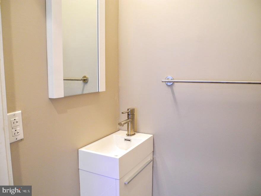 WEST PHILADELPHIA - Residential Lease