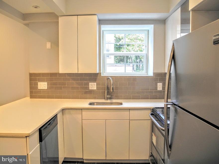 WEST PHILADELPHIA - Residential Lease