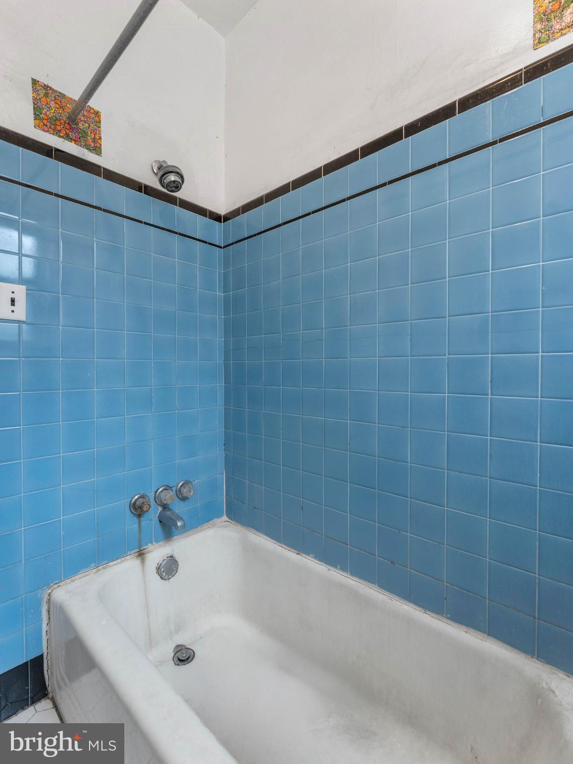 LOWER MOYAMENSING - Residential