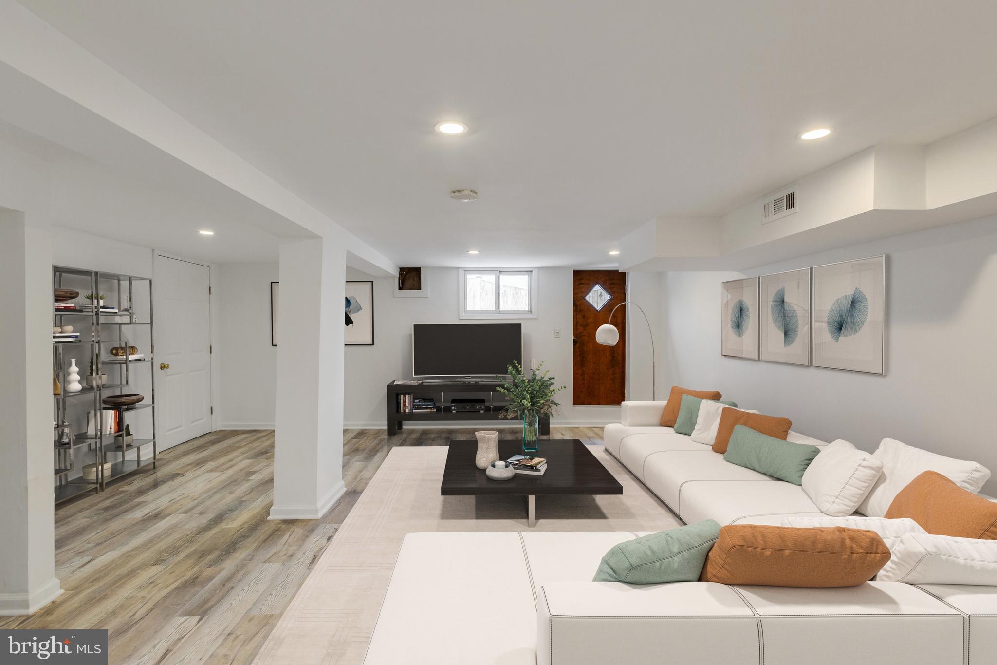 EDGEMONT - Residential