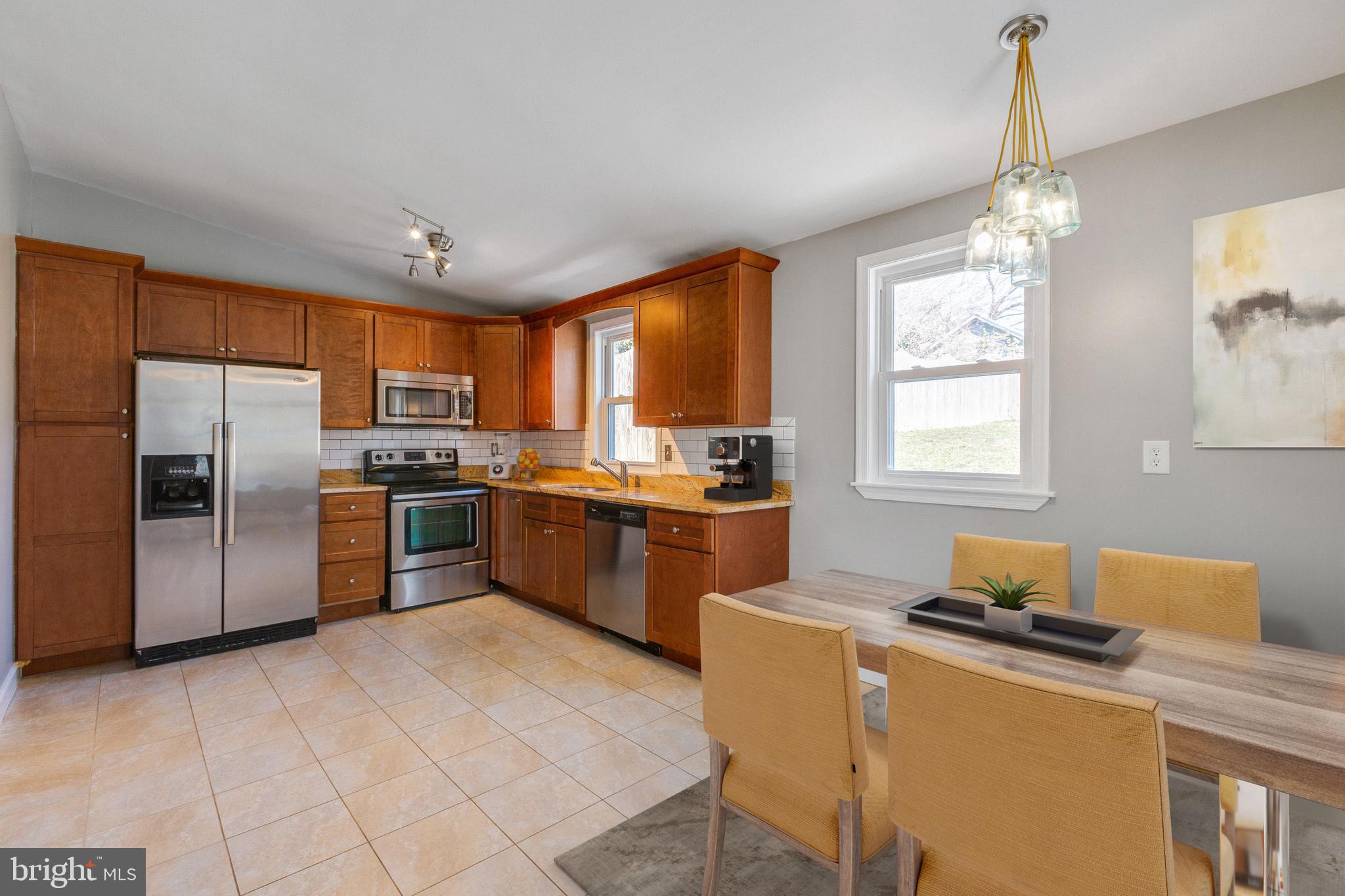 EDGEMONT - Residential