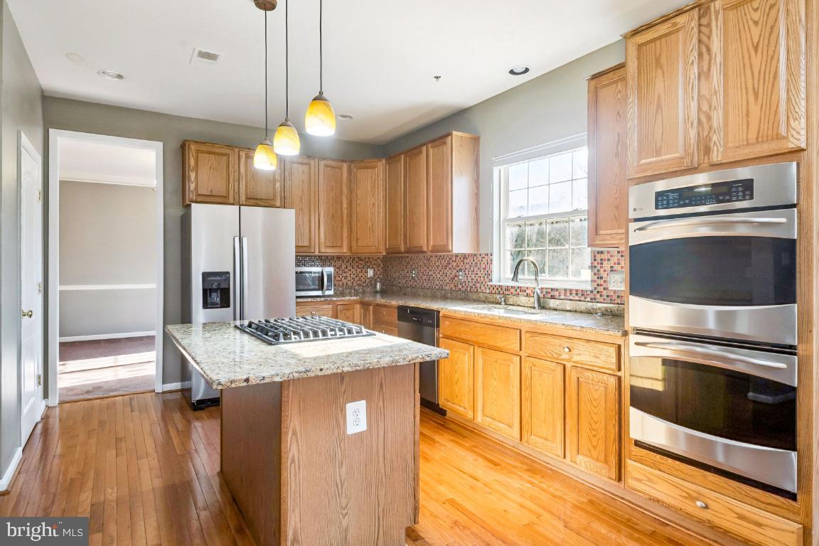 LONGLEAF - Residential Lease