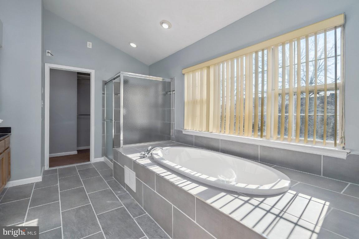 LONGLEAF - Residential Lease