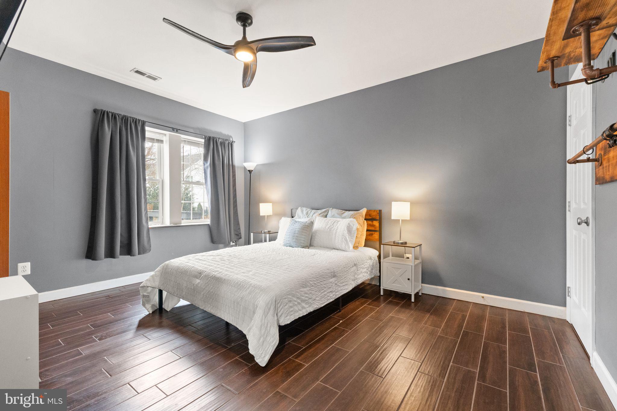 PIEDMONT - Residential