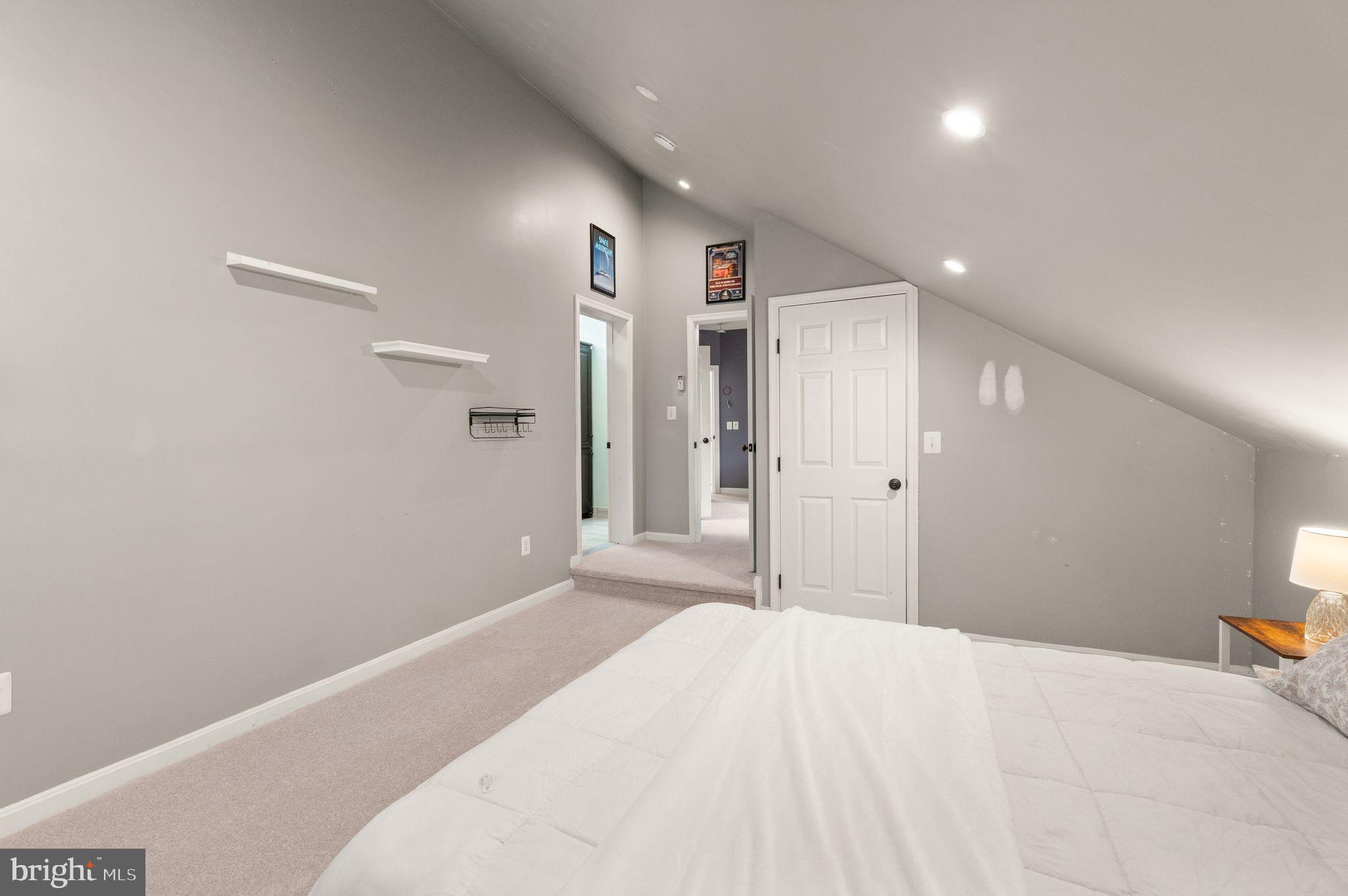 PIEDMONT - Residential