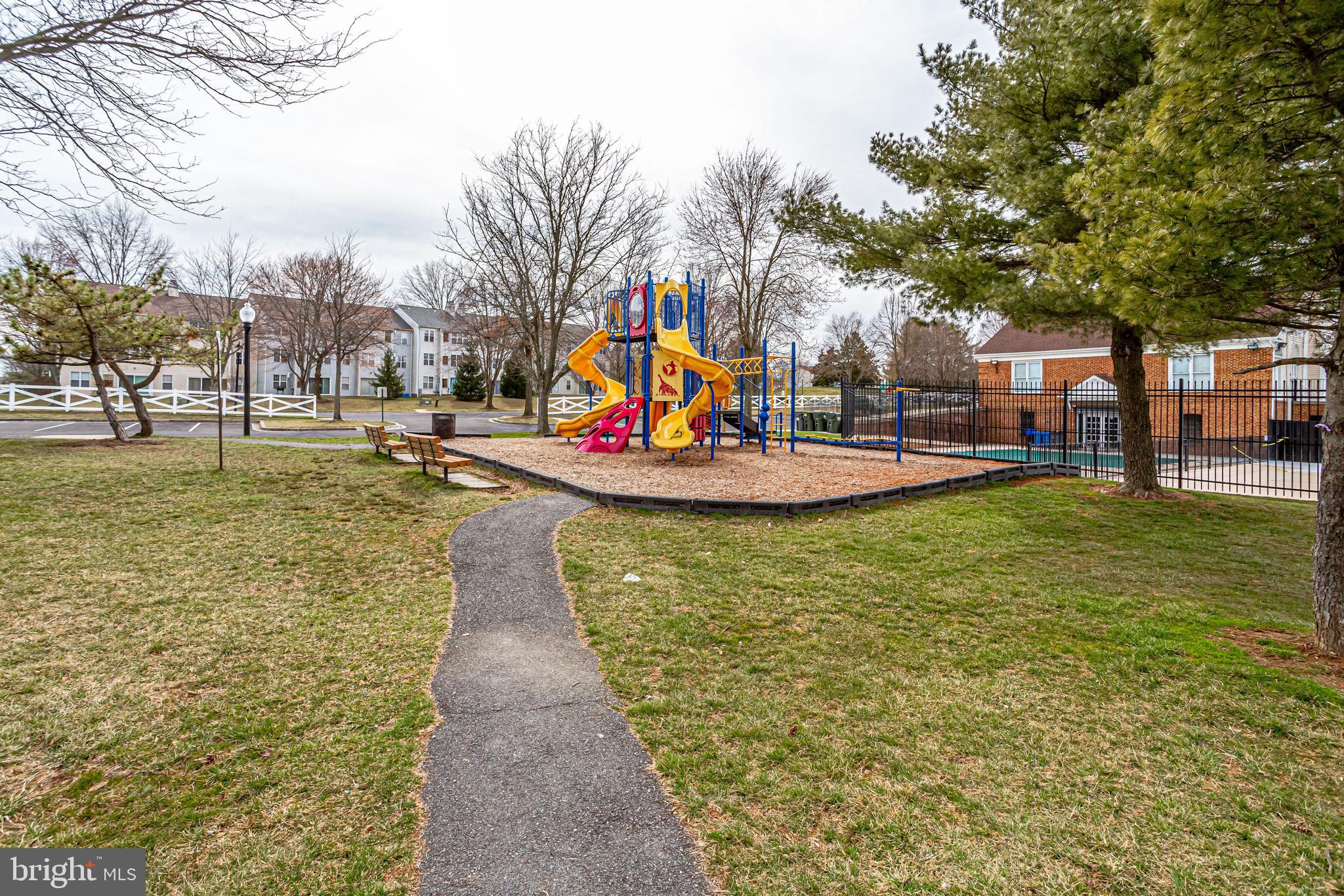 WINTERGATE AT LONGMEAD CROSSING - Residential