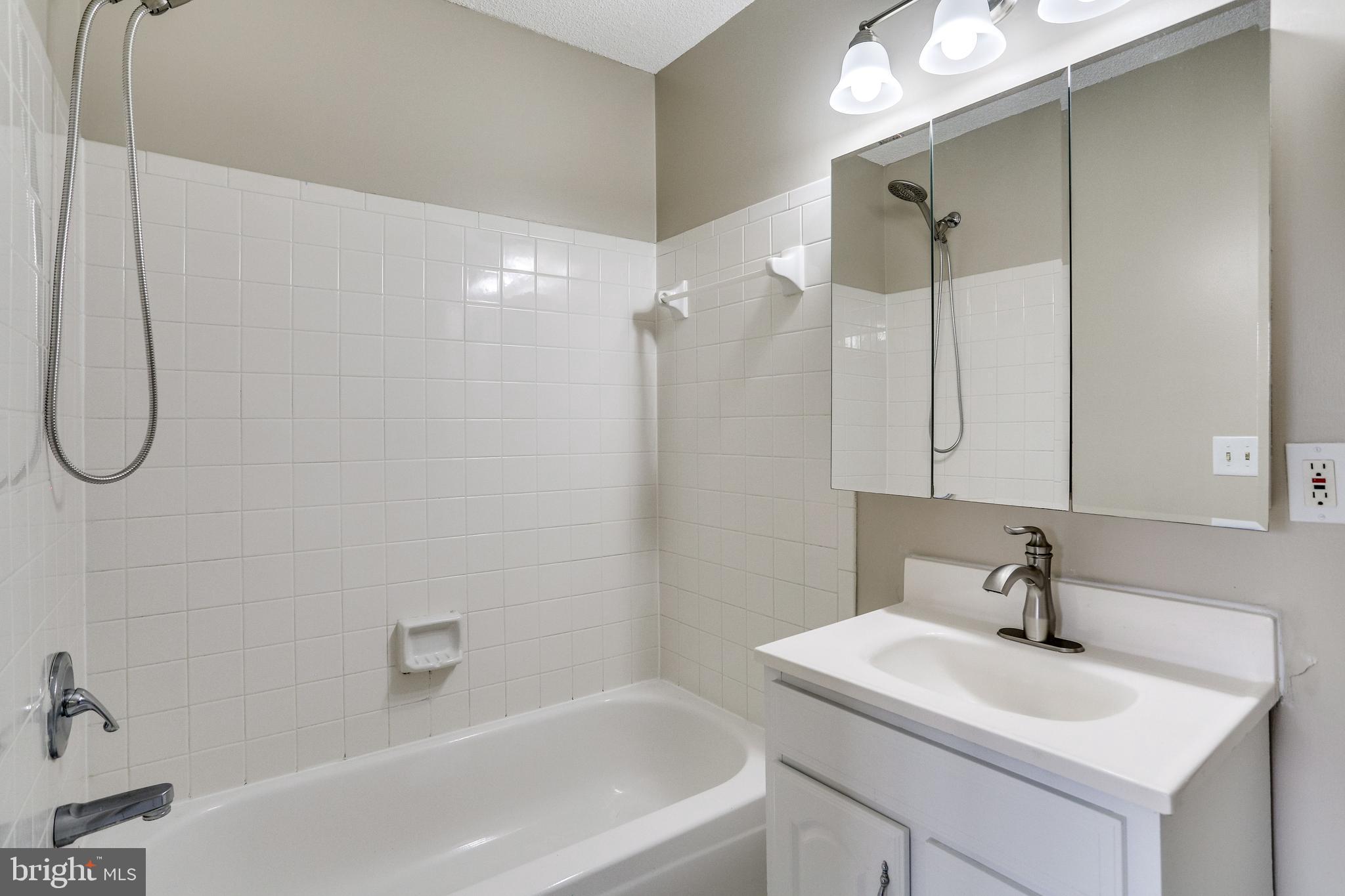 WINTERGATE AT LONGMEAD CROSSING - Residential