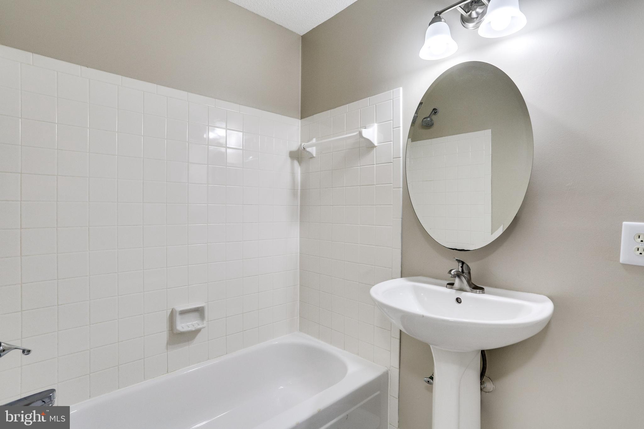 WINTERGATE AT LONGMEAD CROSSING - Residential