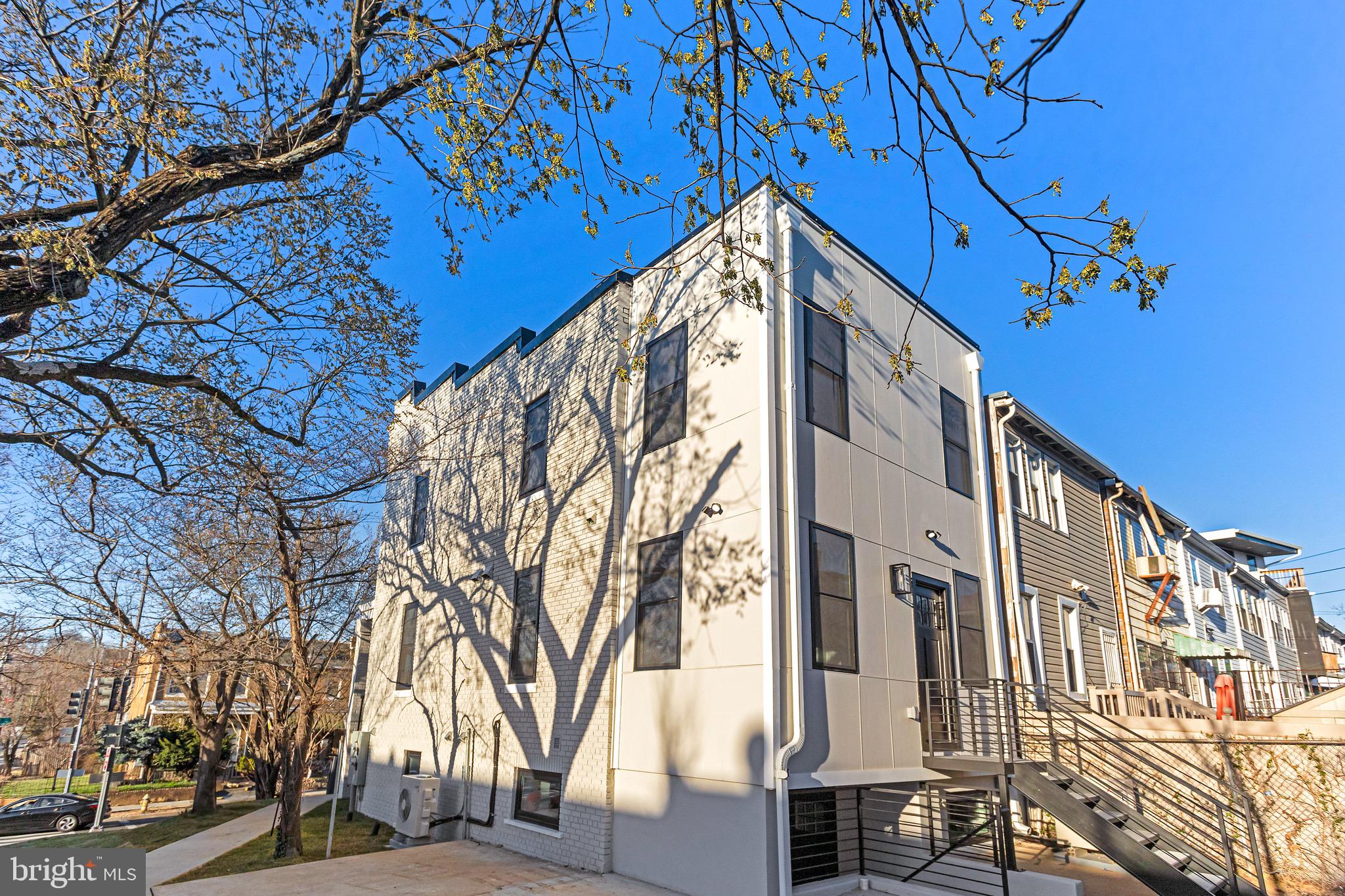 1701 M STREET NE 1