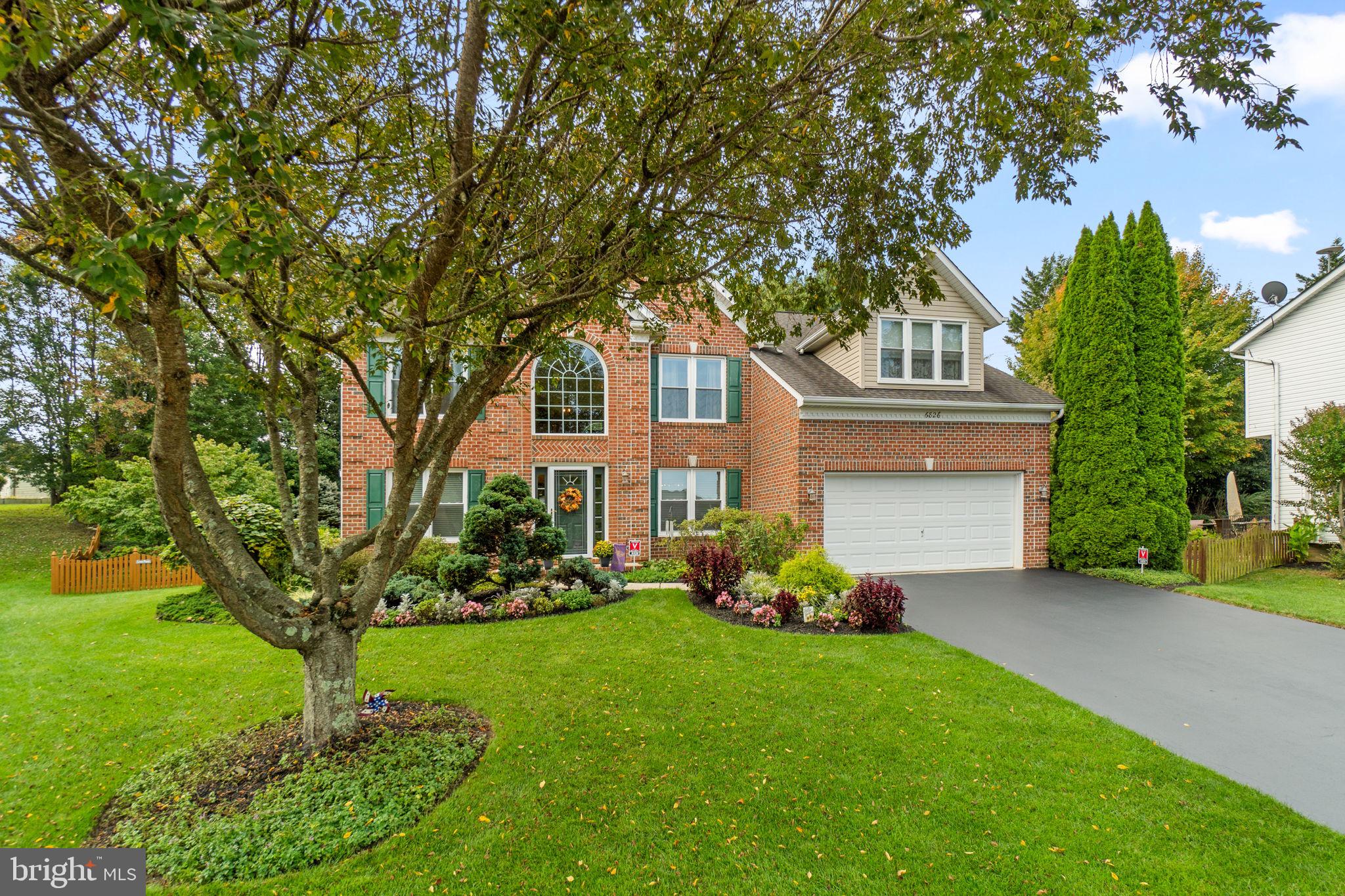 6826 FOX SEDGE COURT