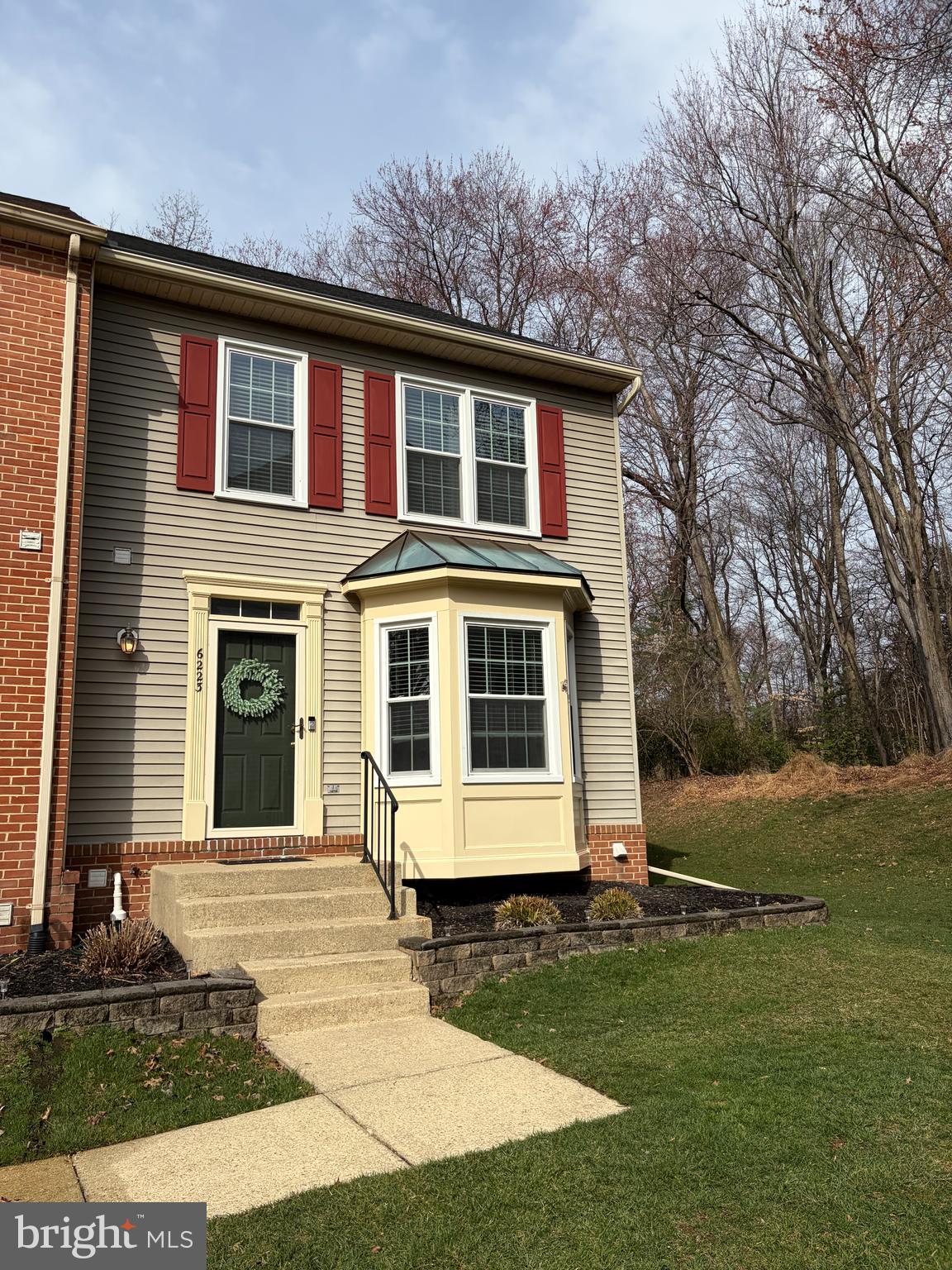 6223 STRATFORD COURT