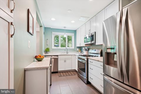 10427 MONTROSE AVENUE 104 BETHESDA MD 20814