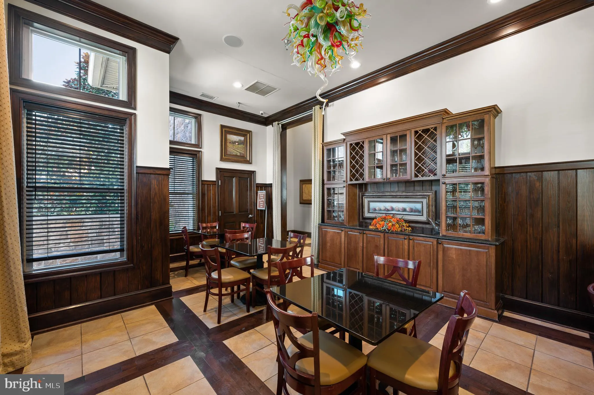 Newtown Square, Pennsylvania 19073, United States, 1 Bedroom Bedrooms, ,2 BathroomsBathrooms,Residential,Pending,5681