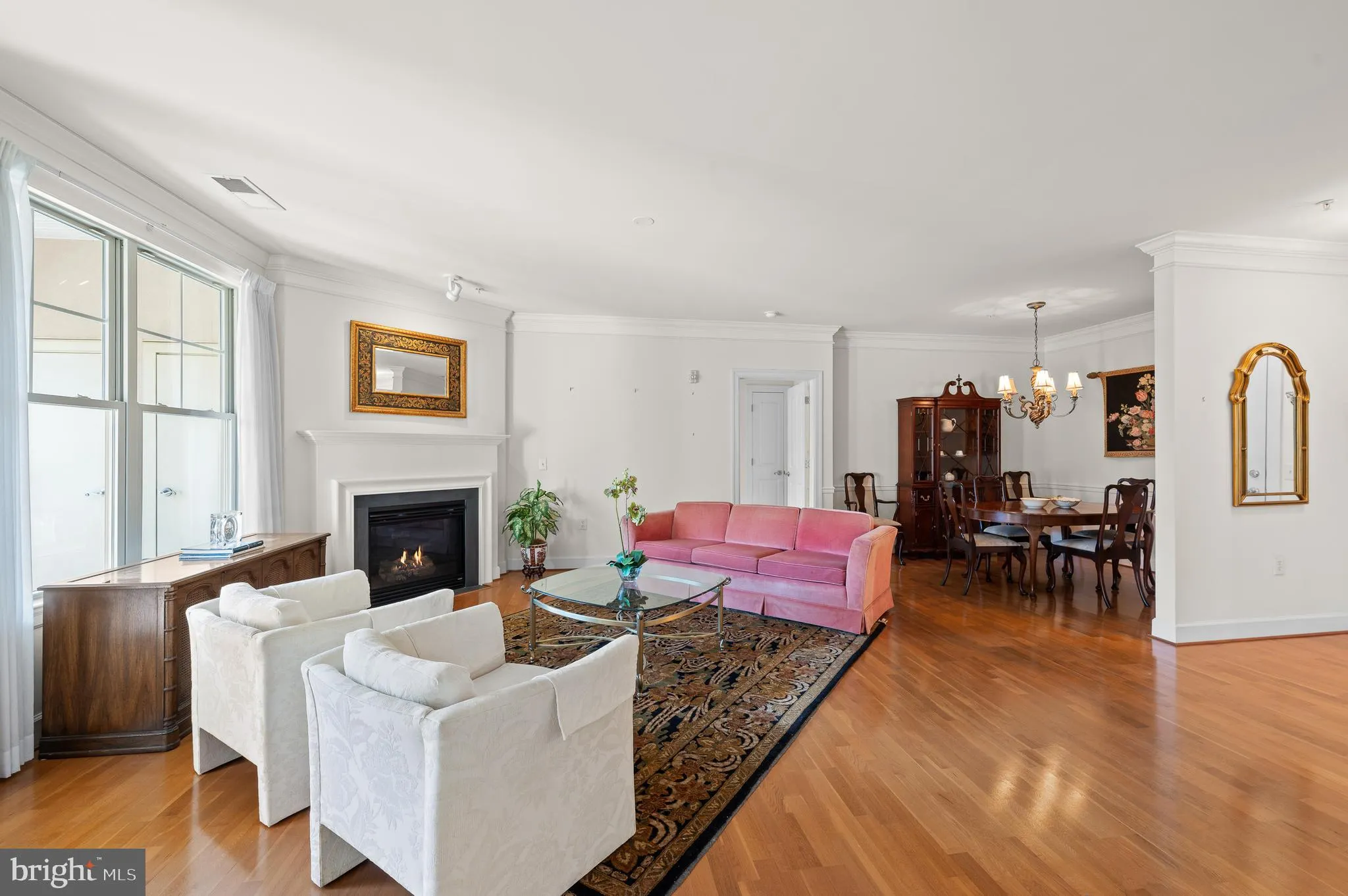 Newtown Square, Pennsylvania 19073, United States, 1 Bedroom Bedrooms, ,2 BathroomsBathrooms,Residential,Pending,5681