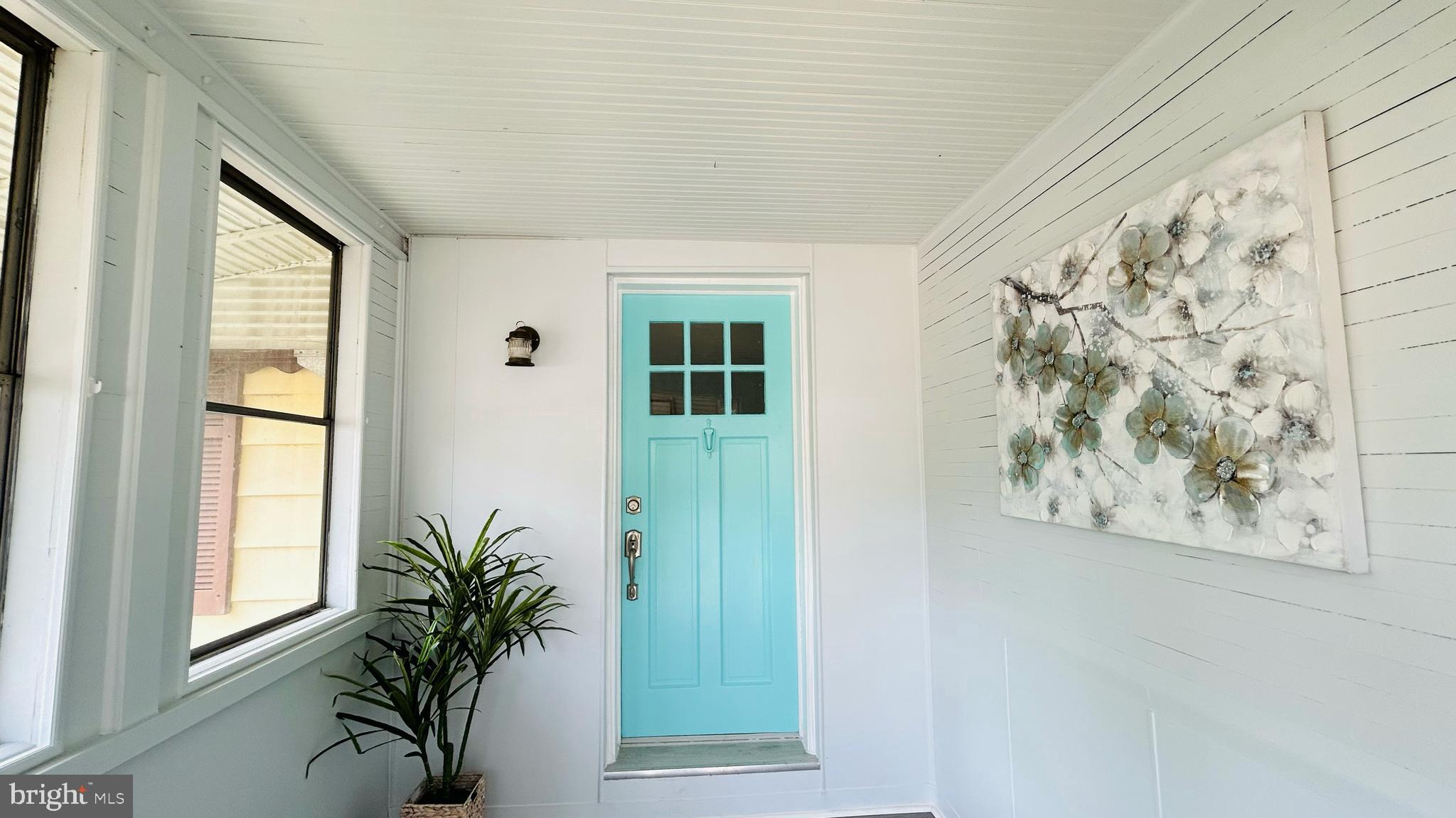 WEST LANSDOWNE - Residential