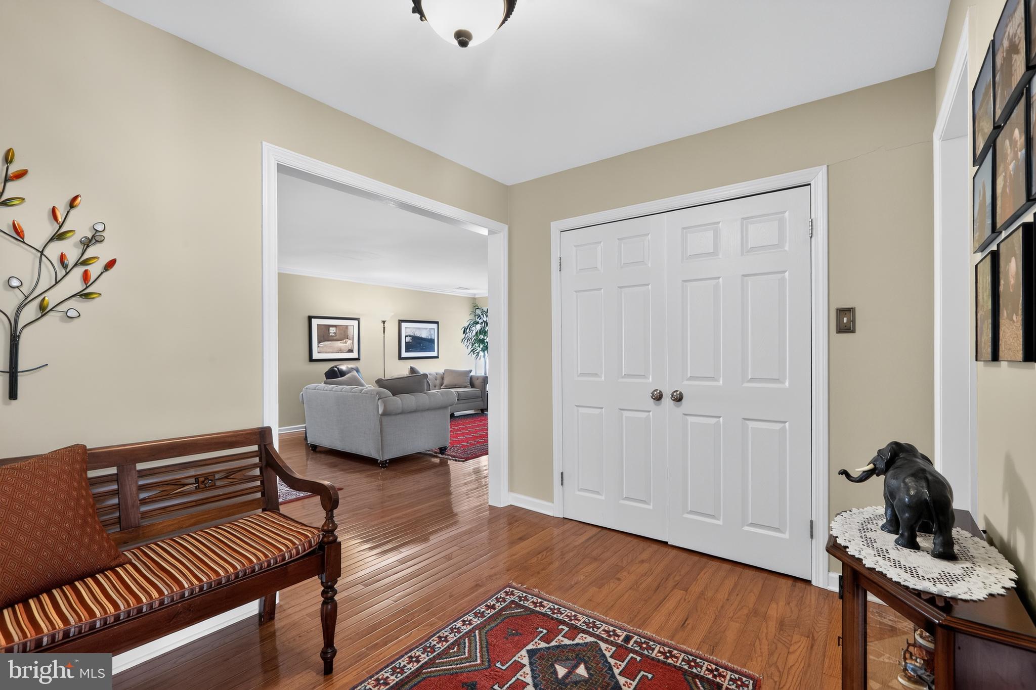330 DEVON WAY 330
