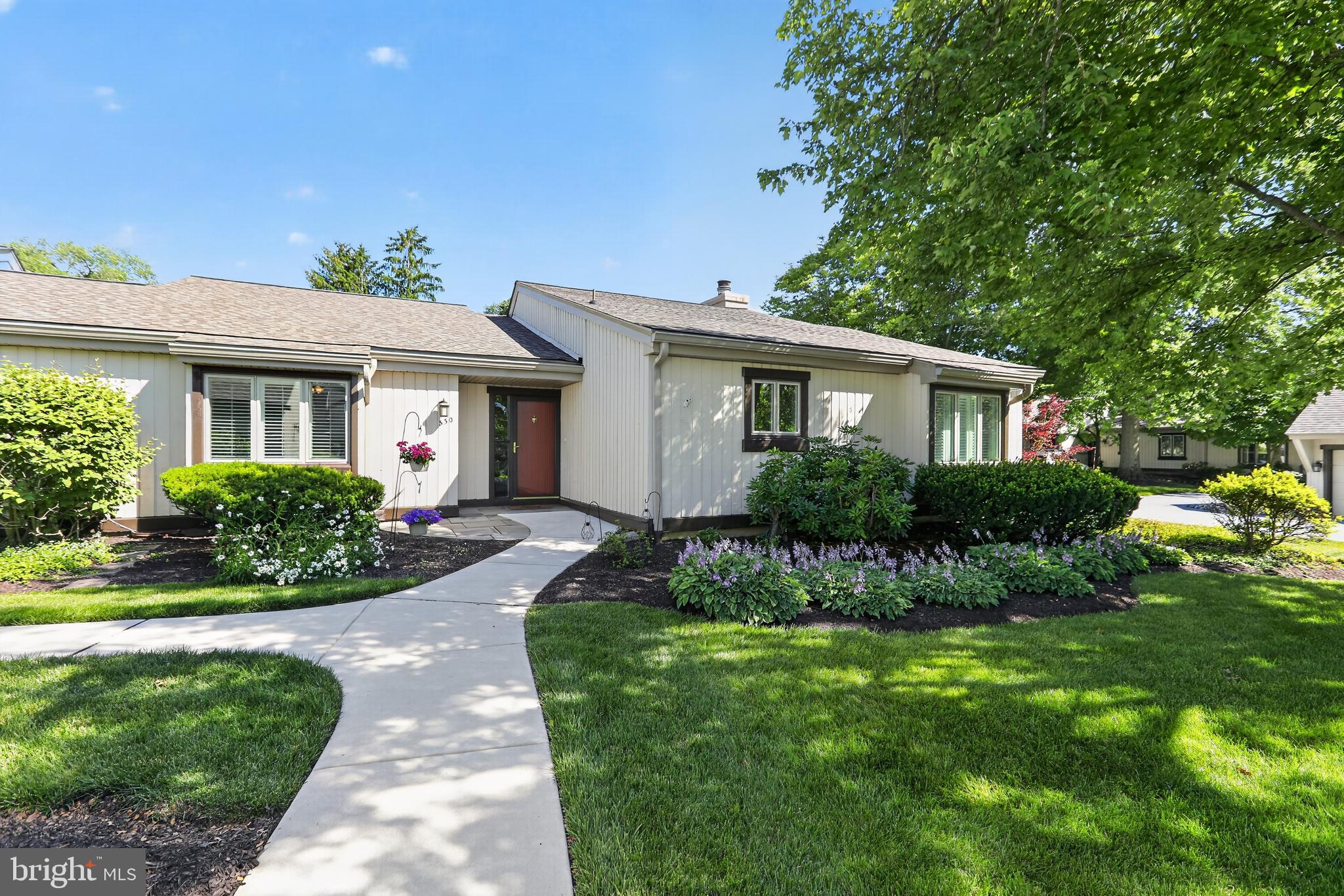330 DEVON WAY 330