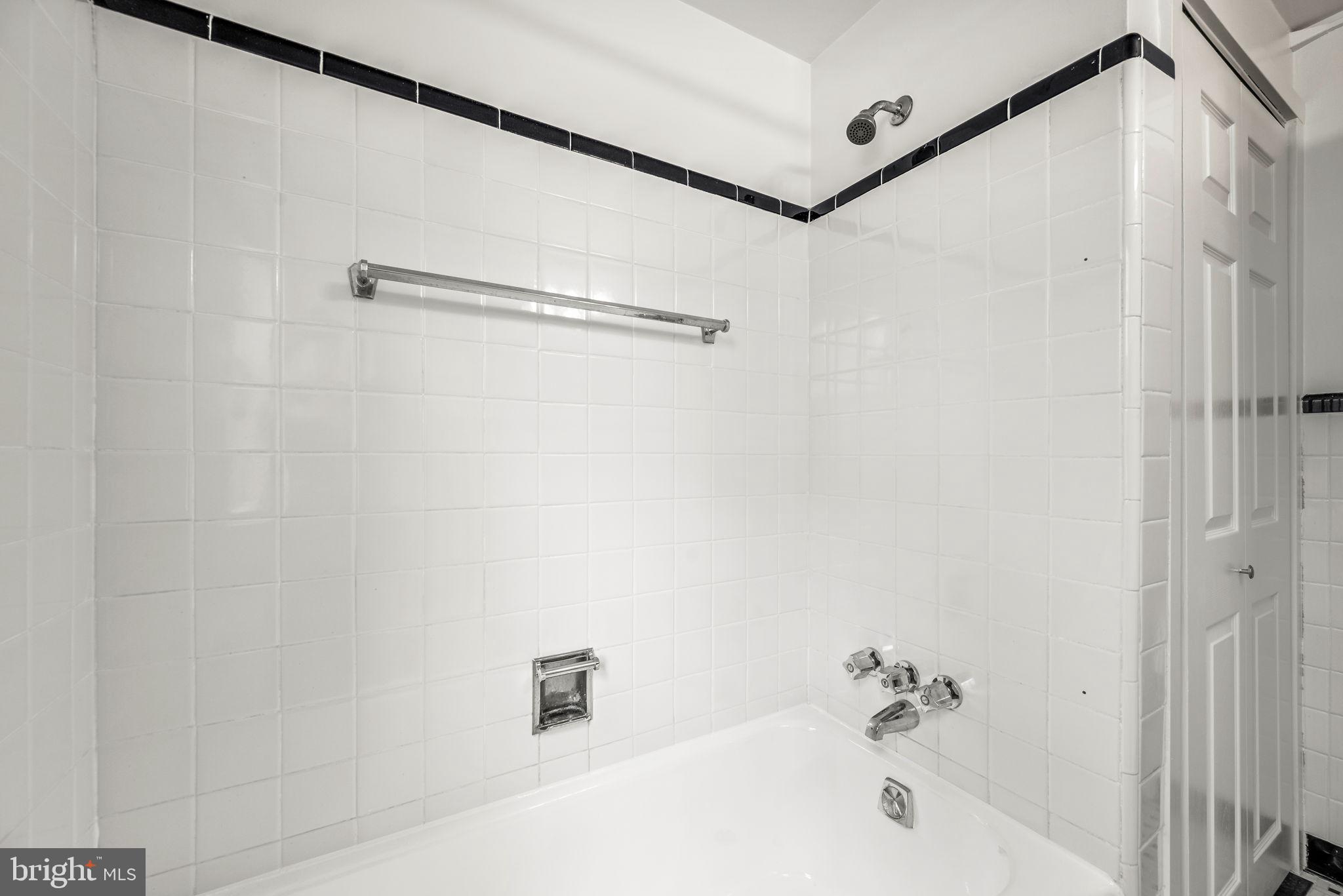 MAPLE GARDENS - Residential