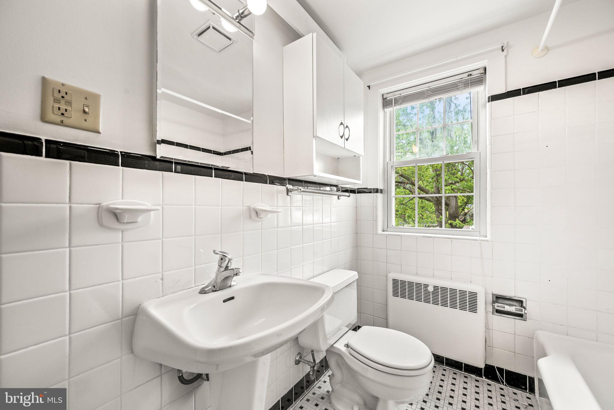 MAPLE GARDENS - Residential