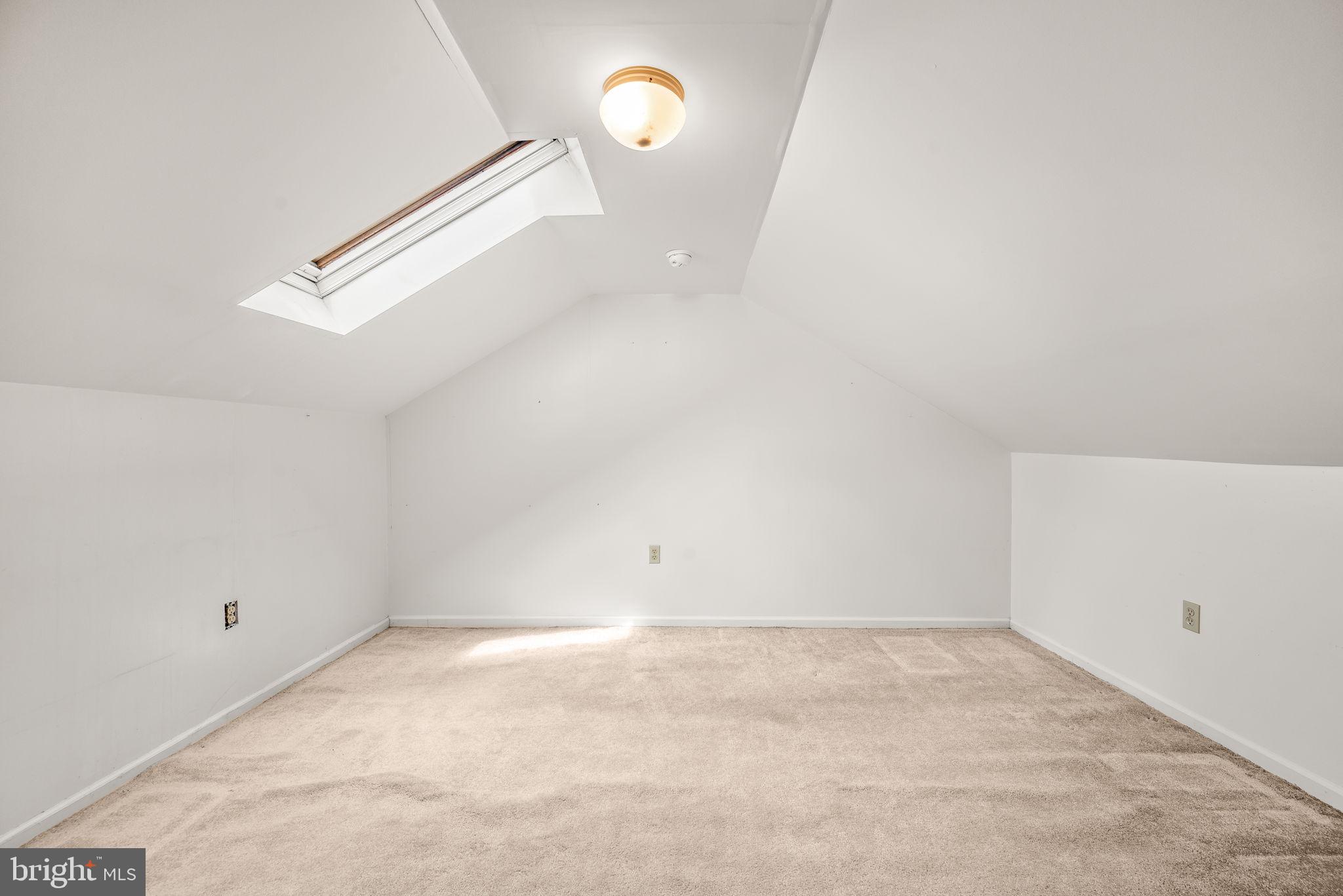 MAPLE GARDENS - Residential