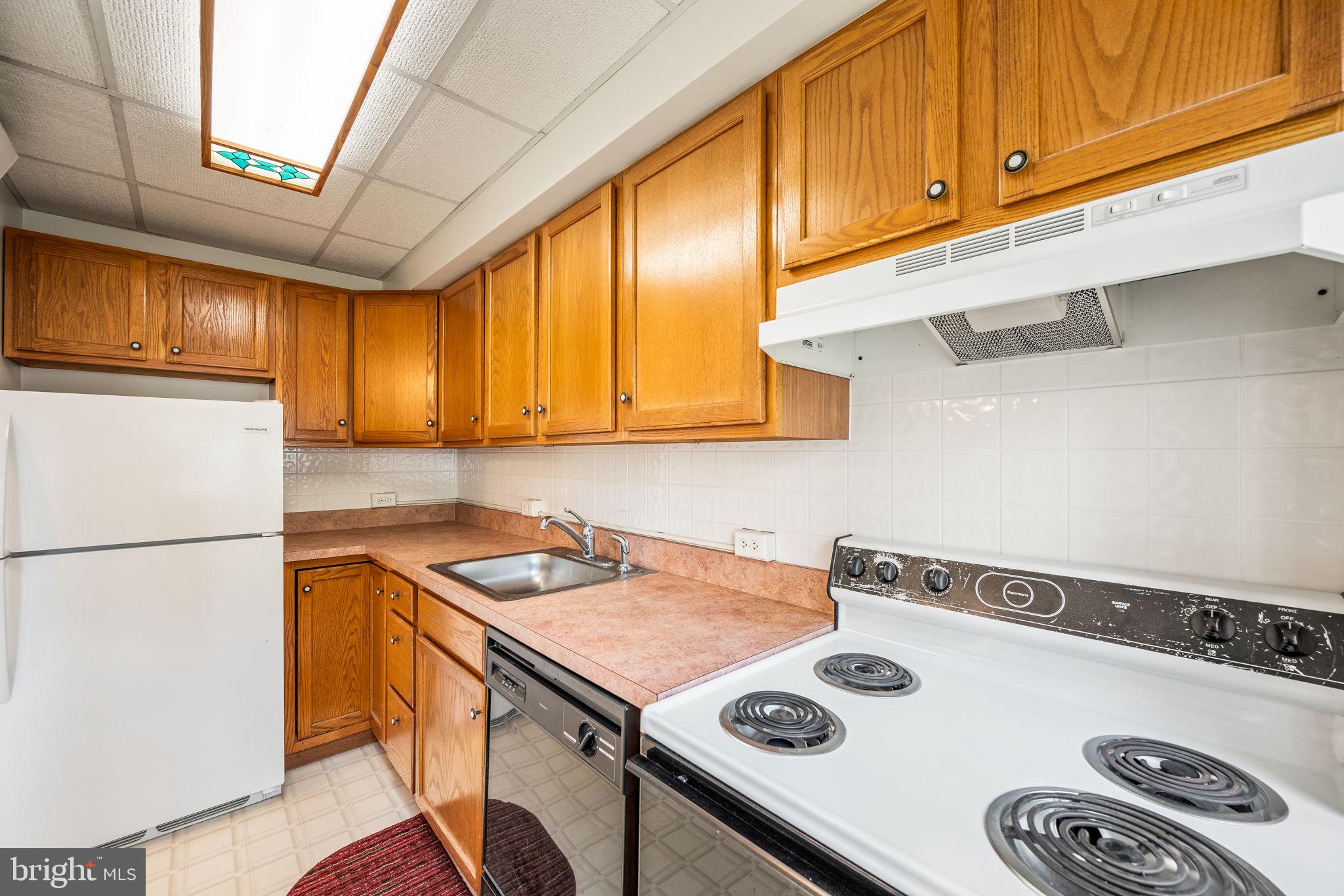 MAPLE GARDENS - Residential