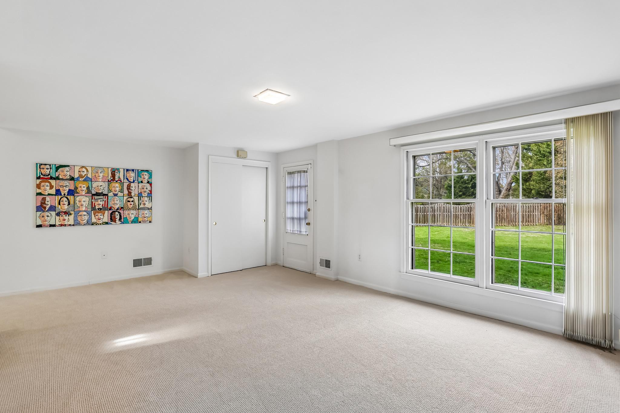 LUXMANOR - Residential