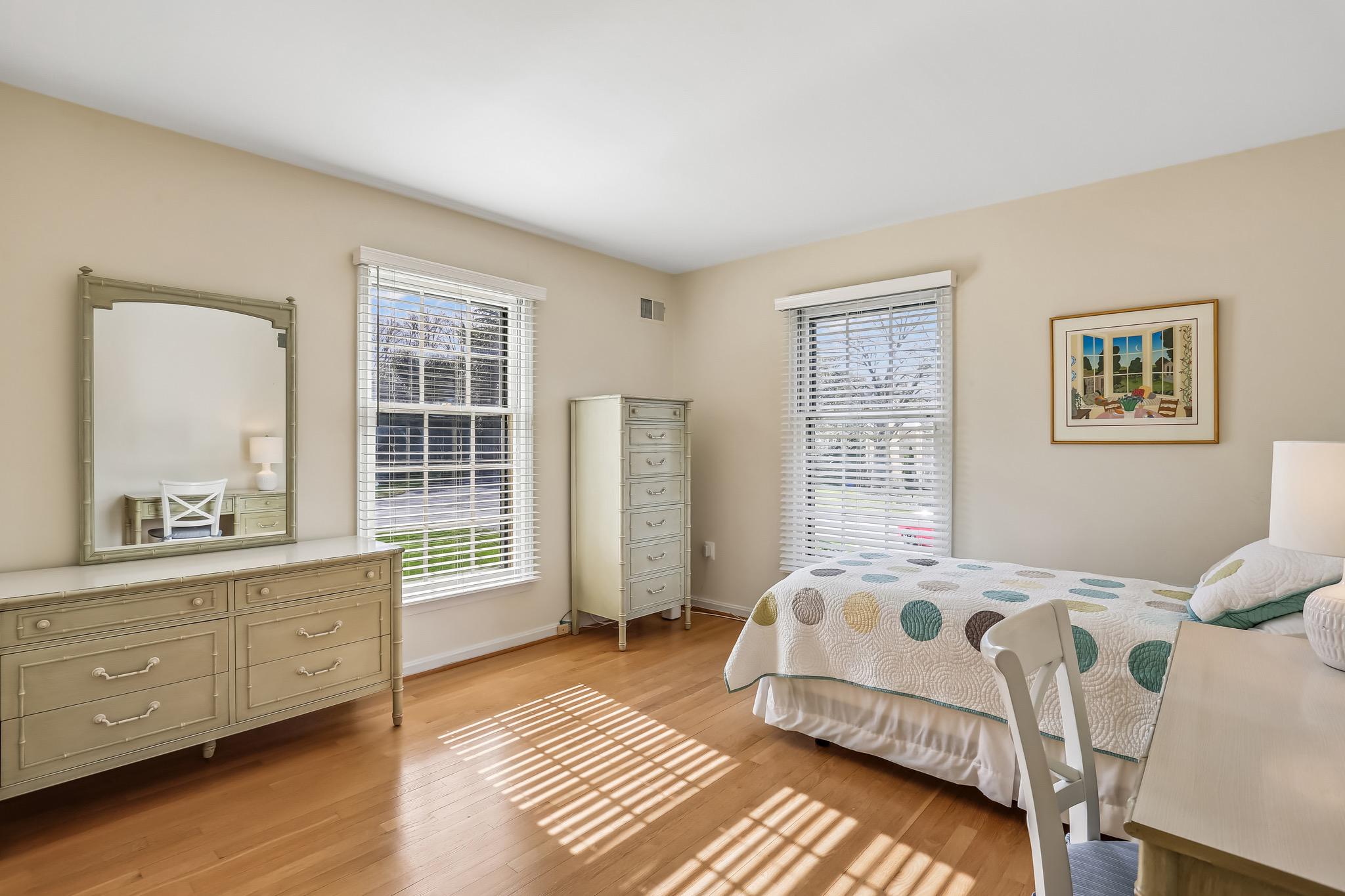 LUXMANOR - Residential