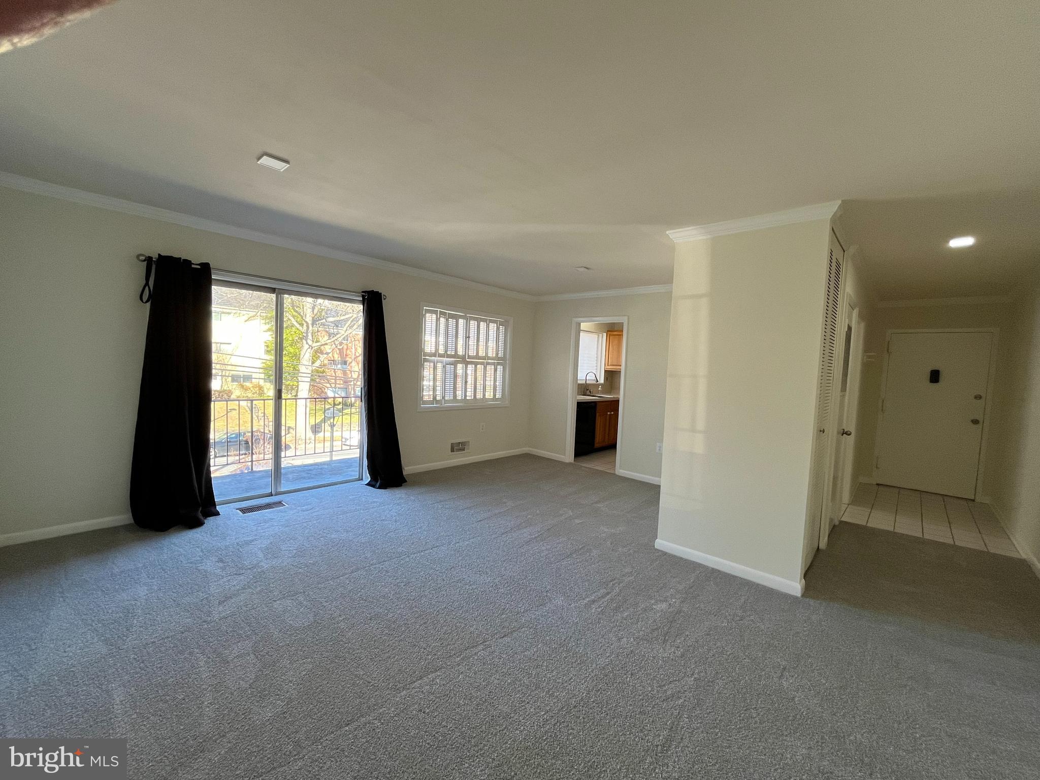 PARKSIDE CONDOMINIUMS - Residential Lease