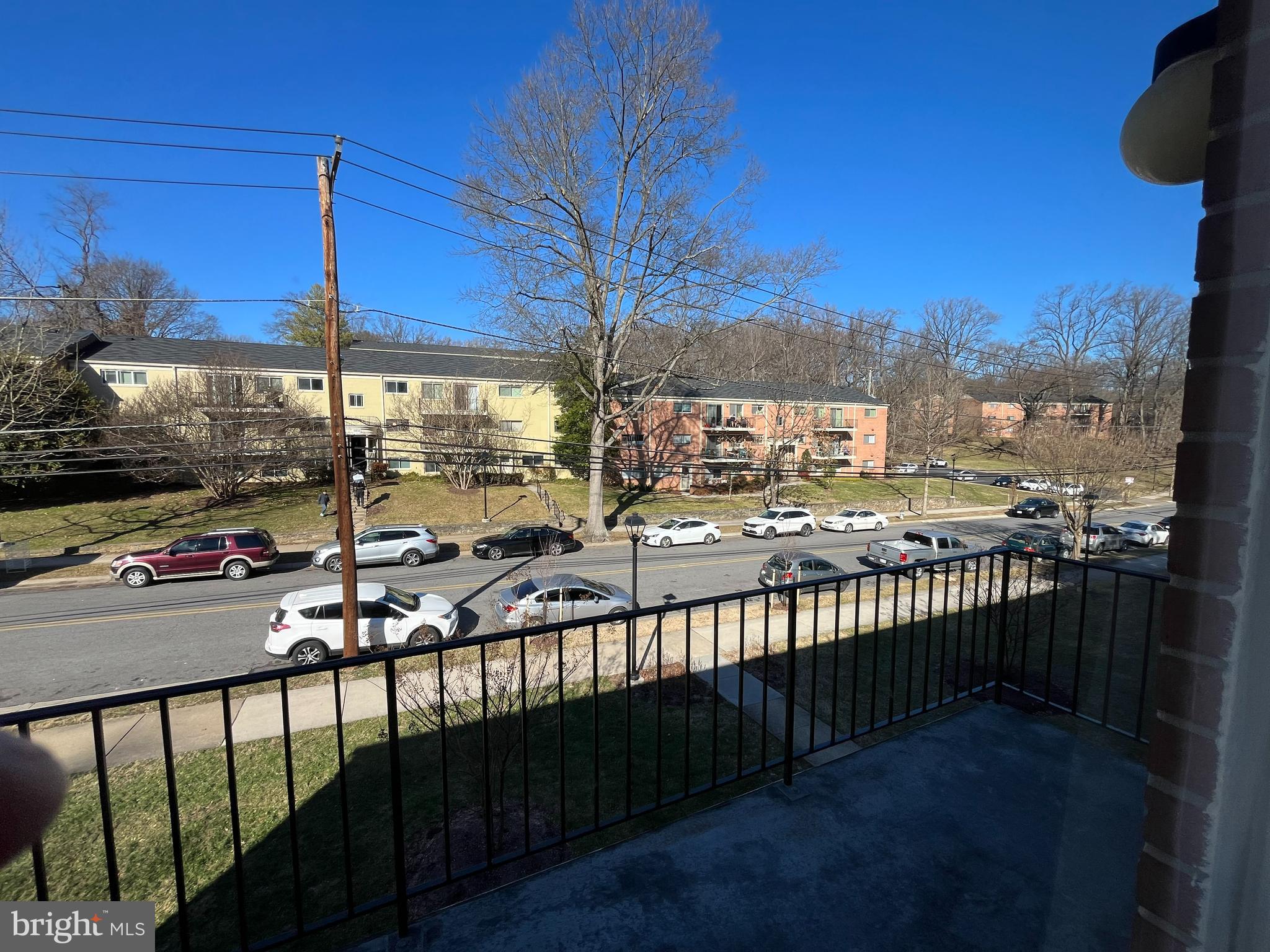 PARKSIDE CONDOMINIUMS - Residential Lease