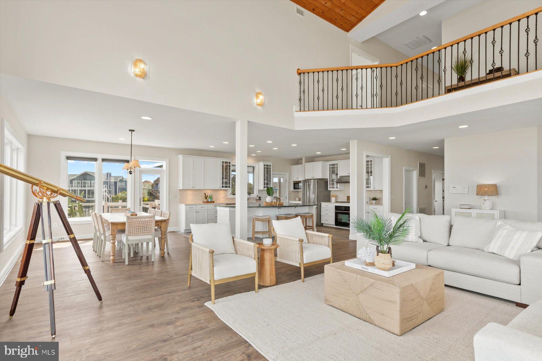 W GLYN NEWTON - Residential
