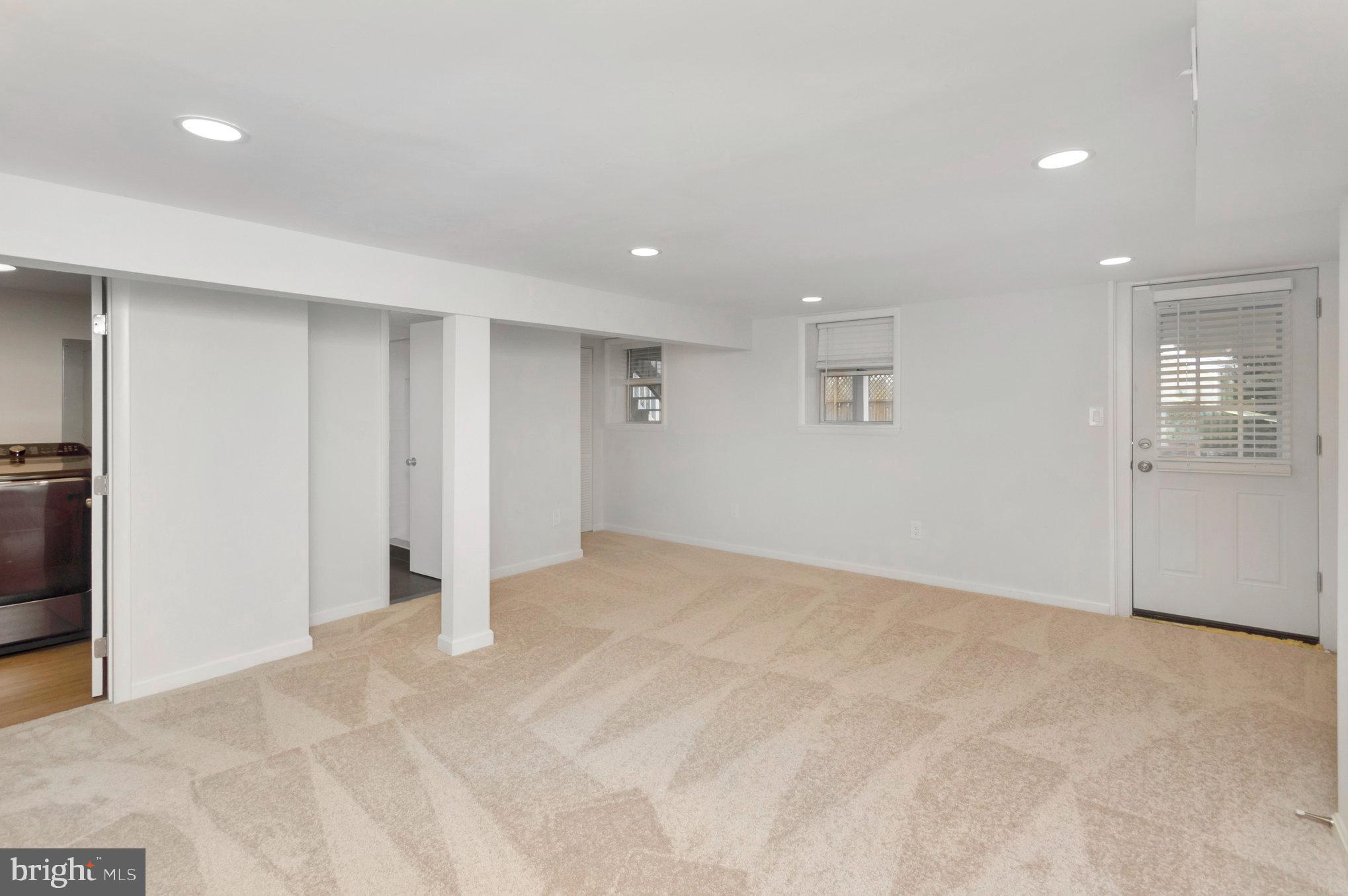 CLAREMONT - Residential Lease