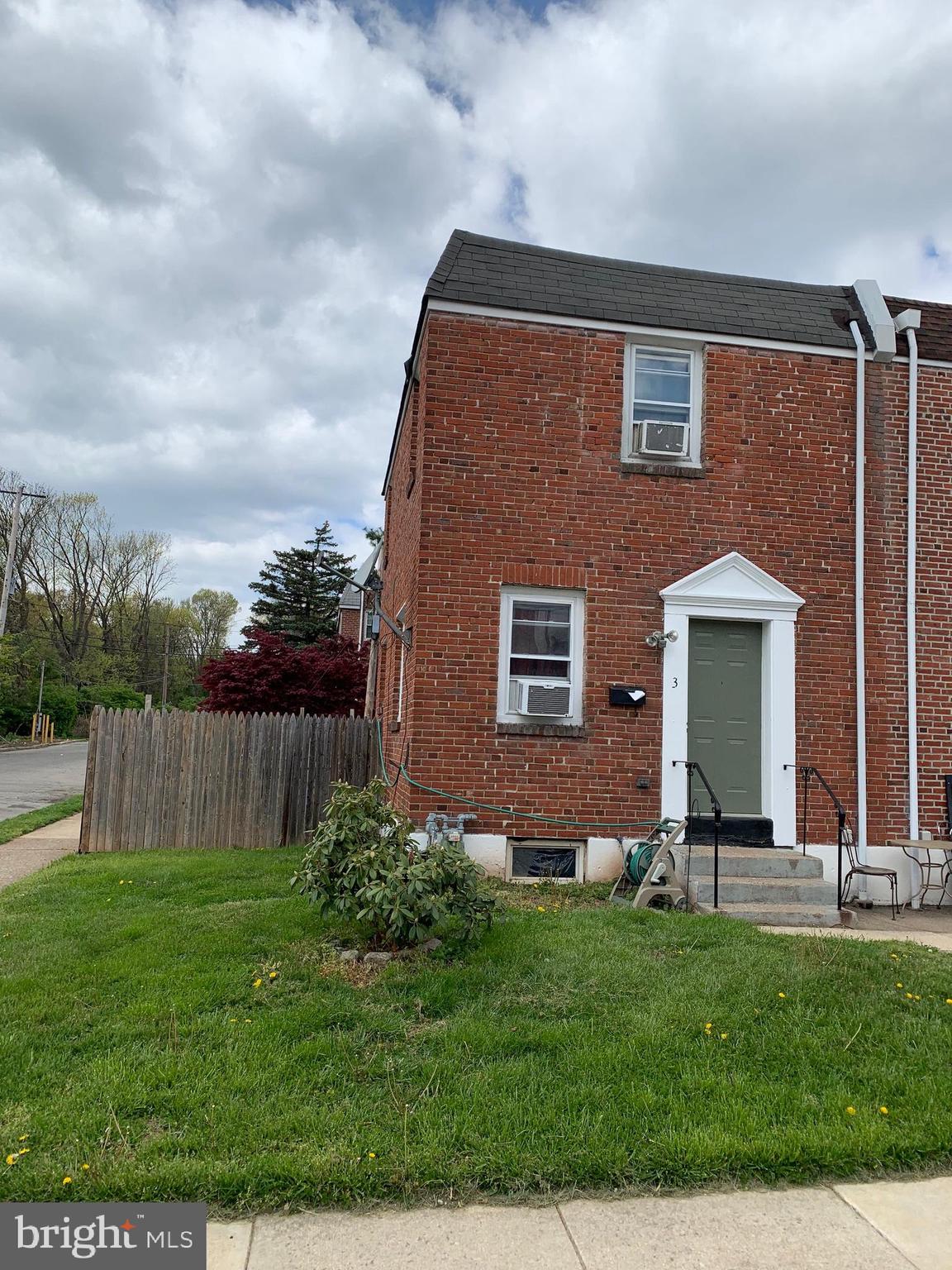 NORRISTOWN - Residential