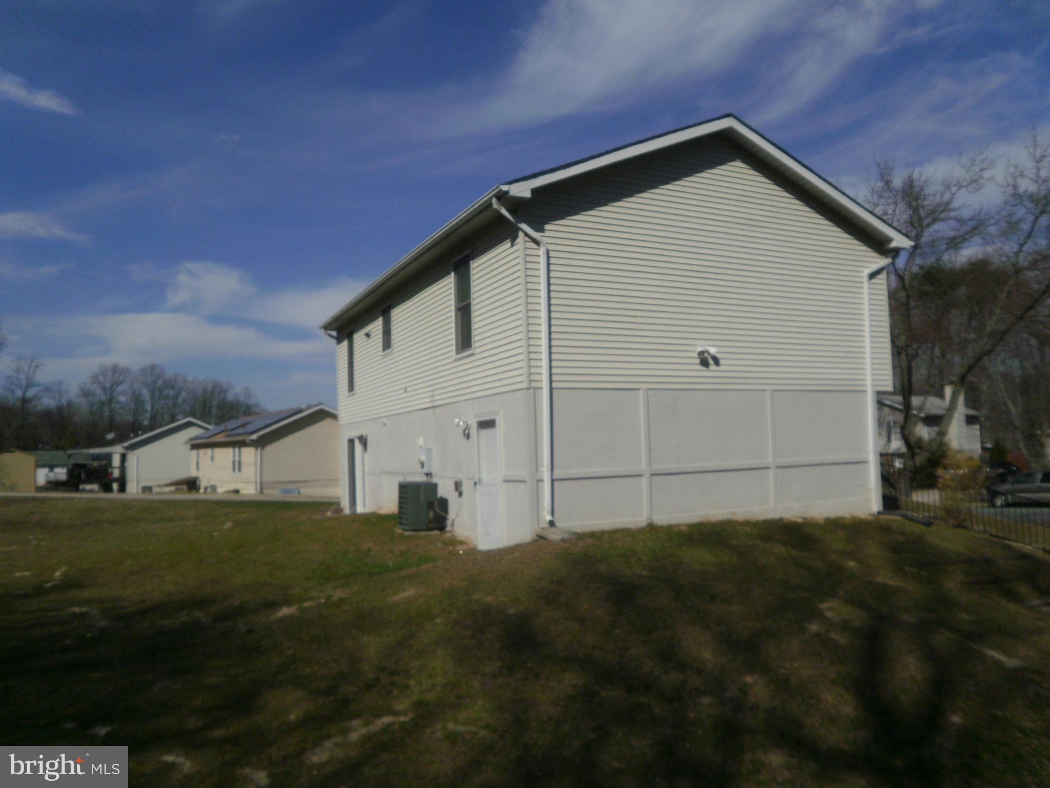 FORESTVILLE CENTER - Residential Lease