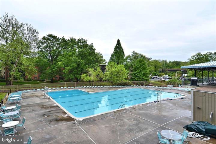 GROSVENOR PARK - Residential