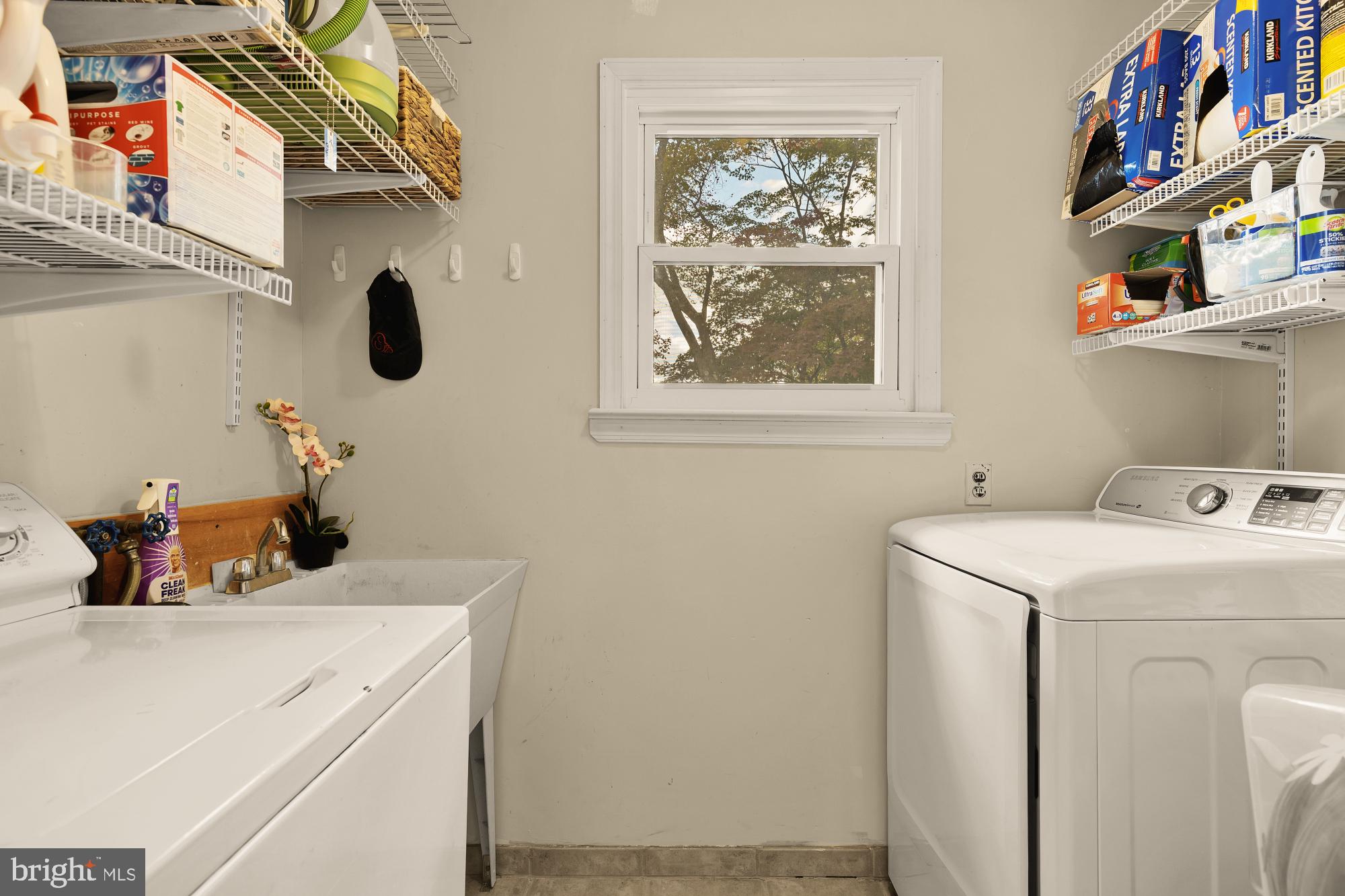 WHEATON HILLS - Residential Lease