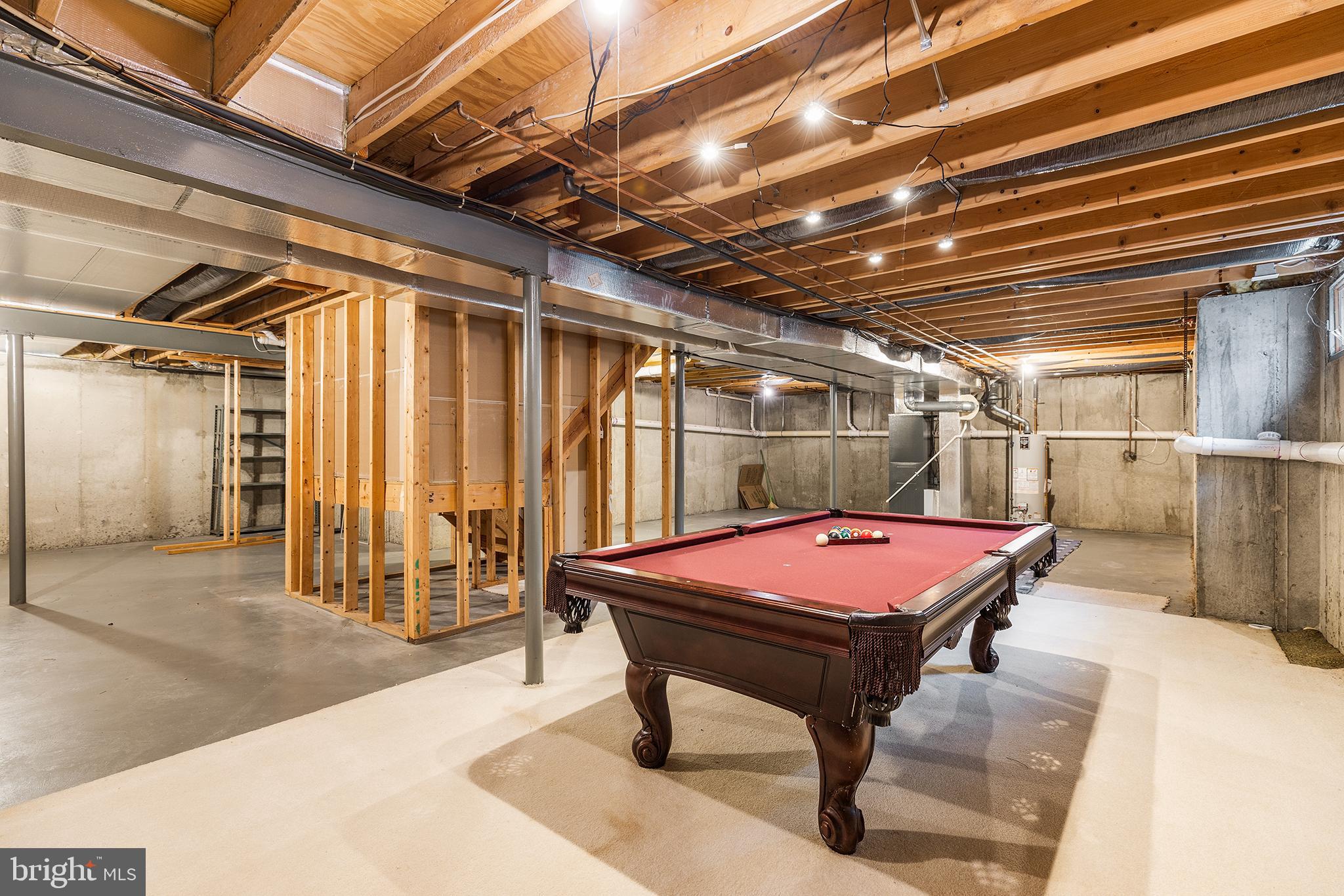 FOX HILL FARM - Residential