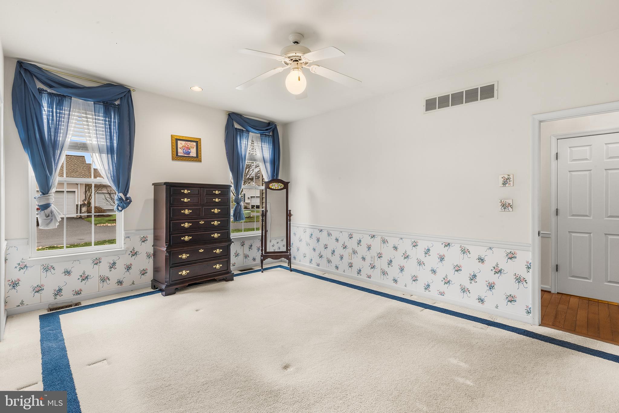 FOX HILL FARM - Residential