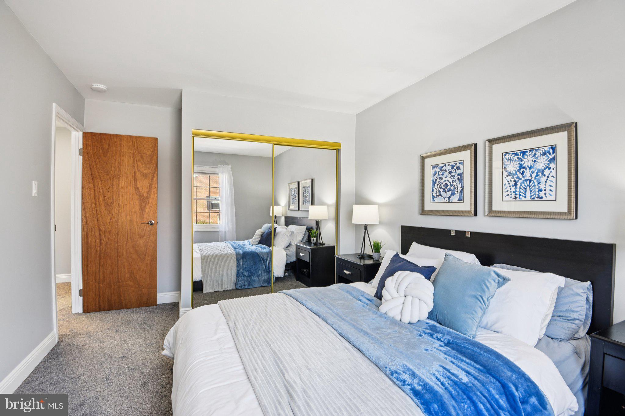 WHISKEY BOTTOM - Residential