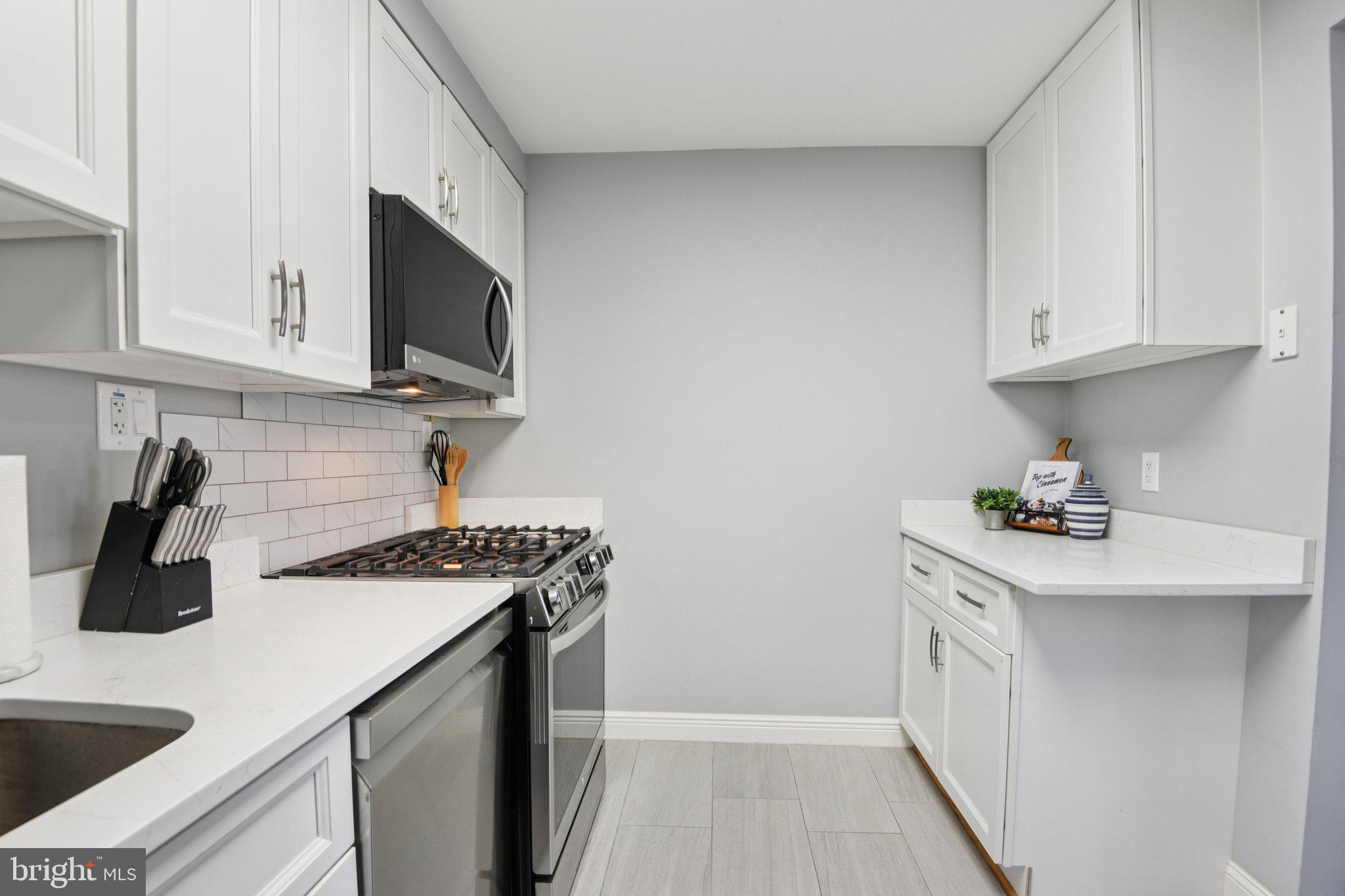 WHISKEY BOTTOM - Residential